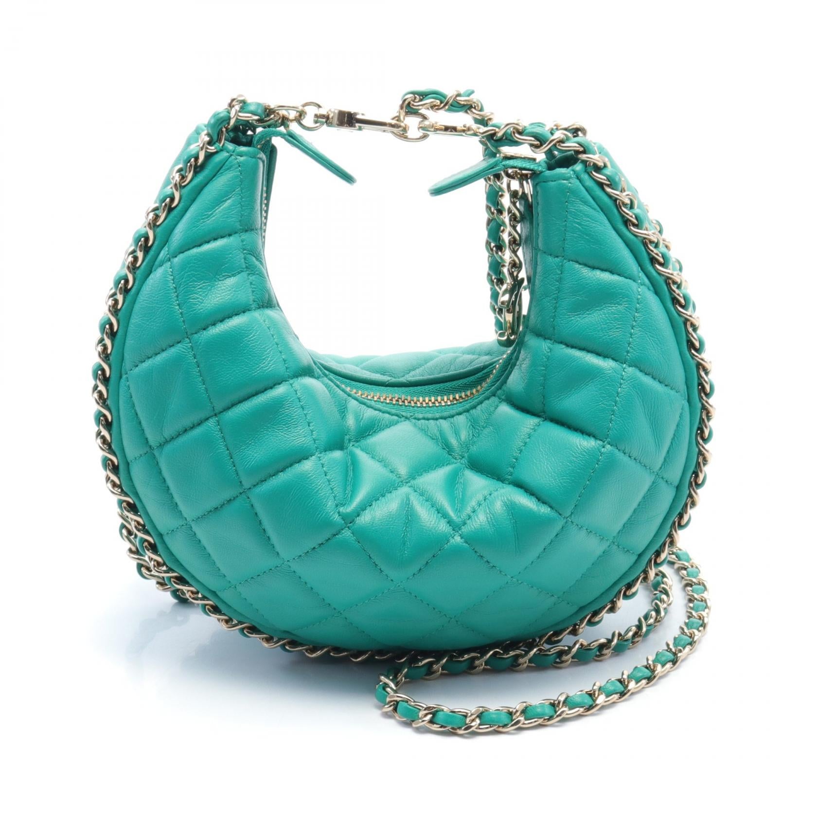 Chanel Leather Matelasse Shoulder Bag Green