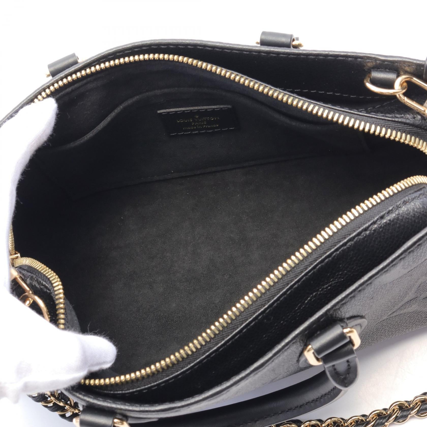 Louis Vuitton OnTheGo EW Monogram Noir Handbag