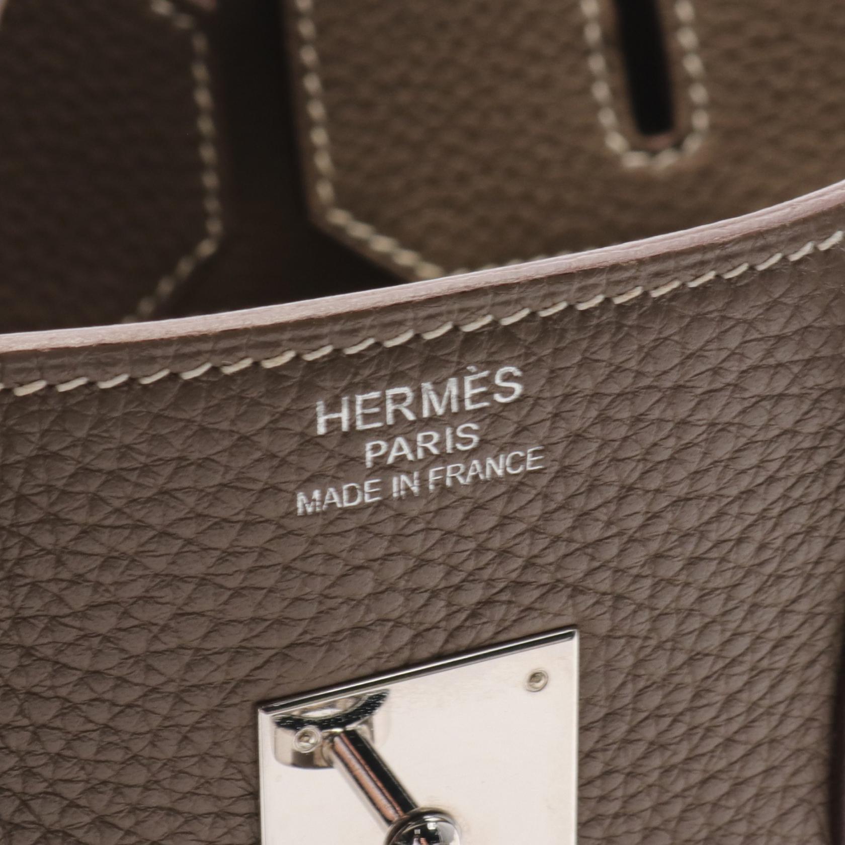 Hermes Birkin 30 Leather Handbag in Very Good Condition