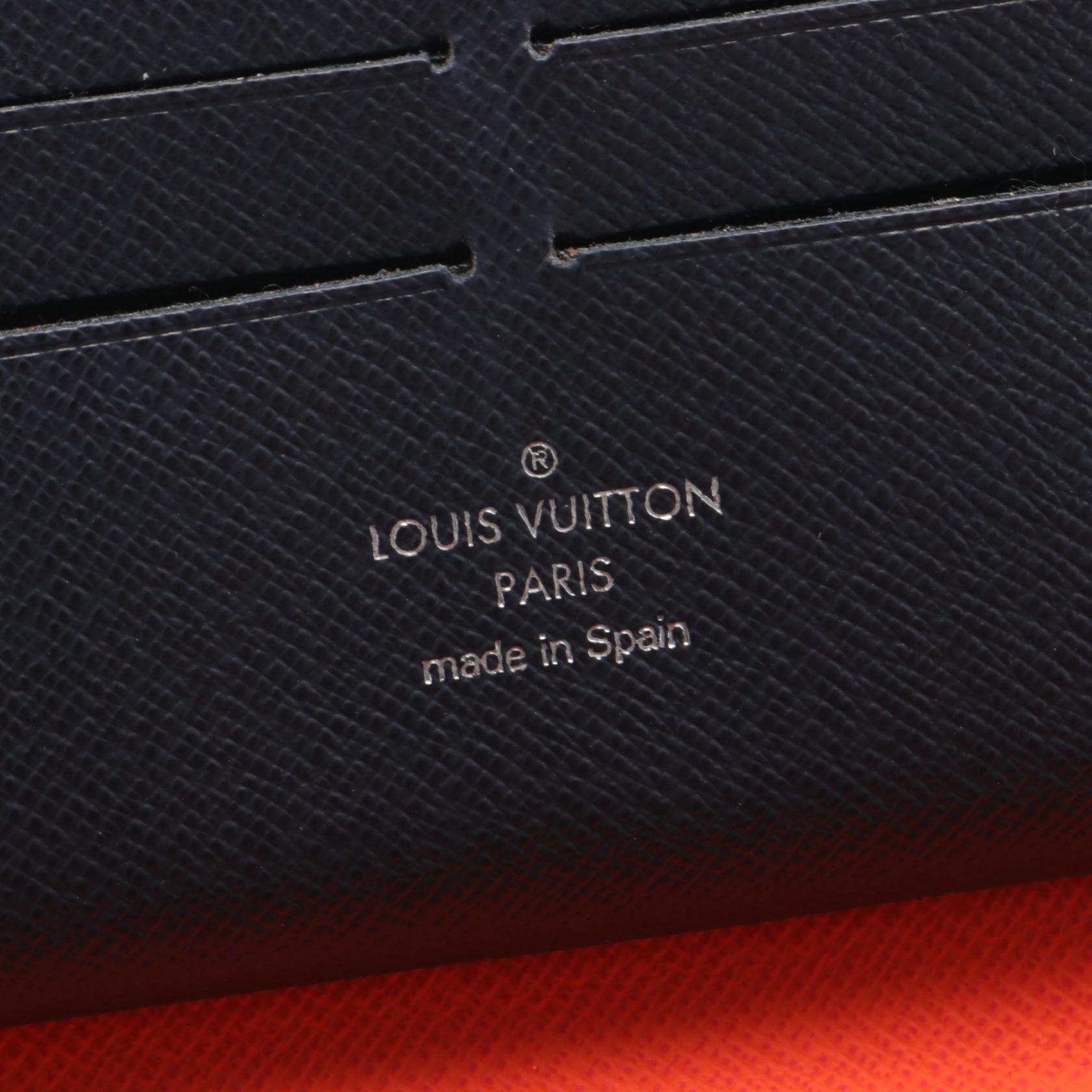 Louis Vuitton Zippy Organizer Wallet M62930