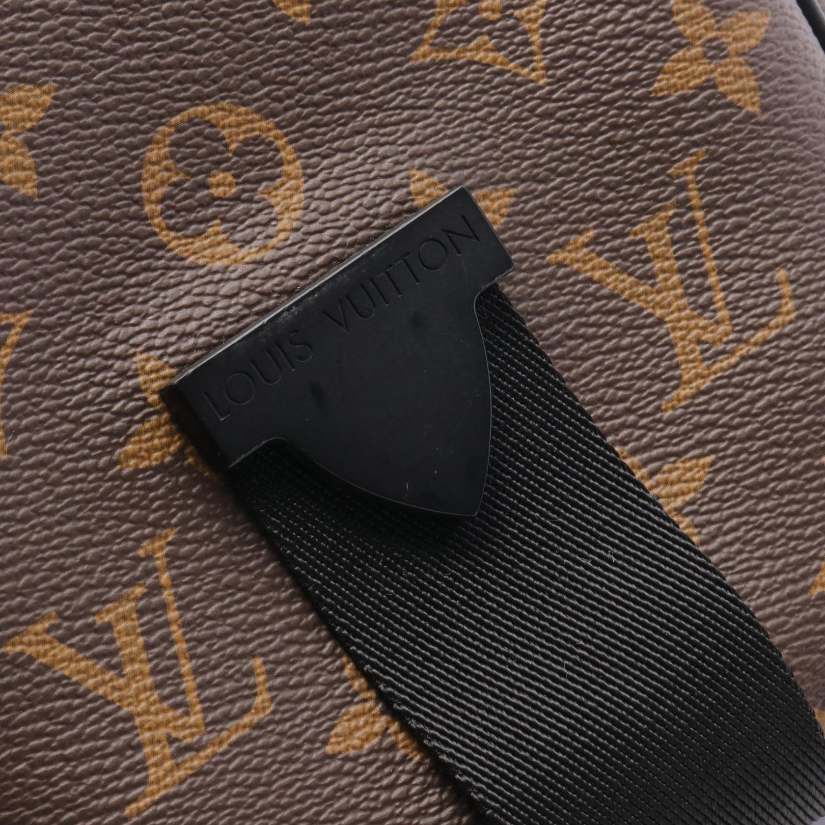 Louis Vuitton Archie Messenger Bag M46442