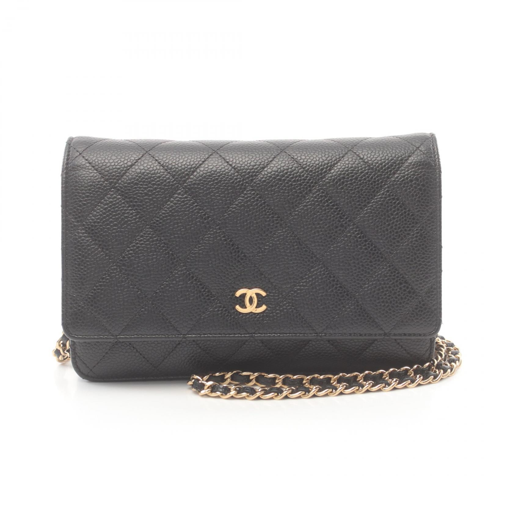 Chanel Matelasse Shoulder Bag Black