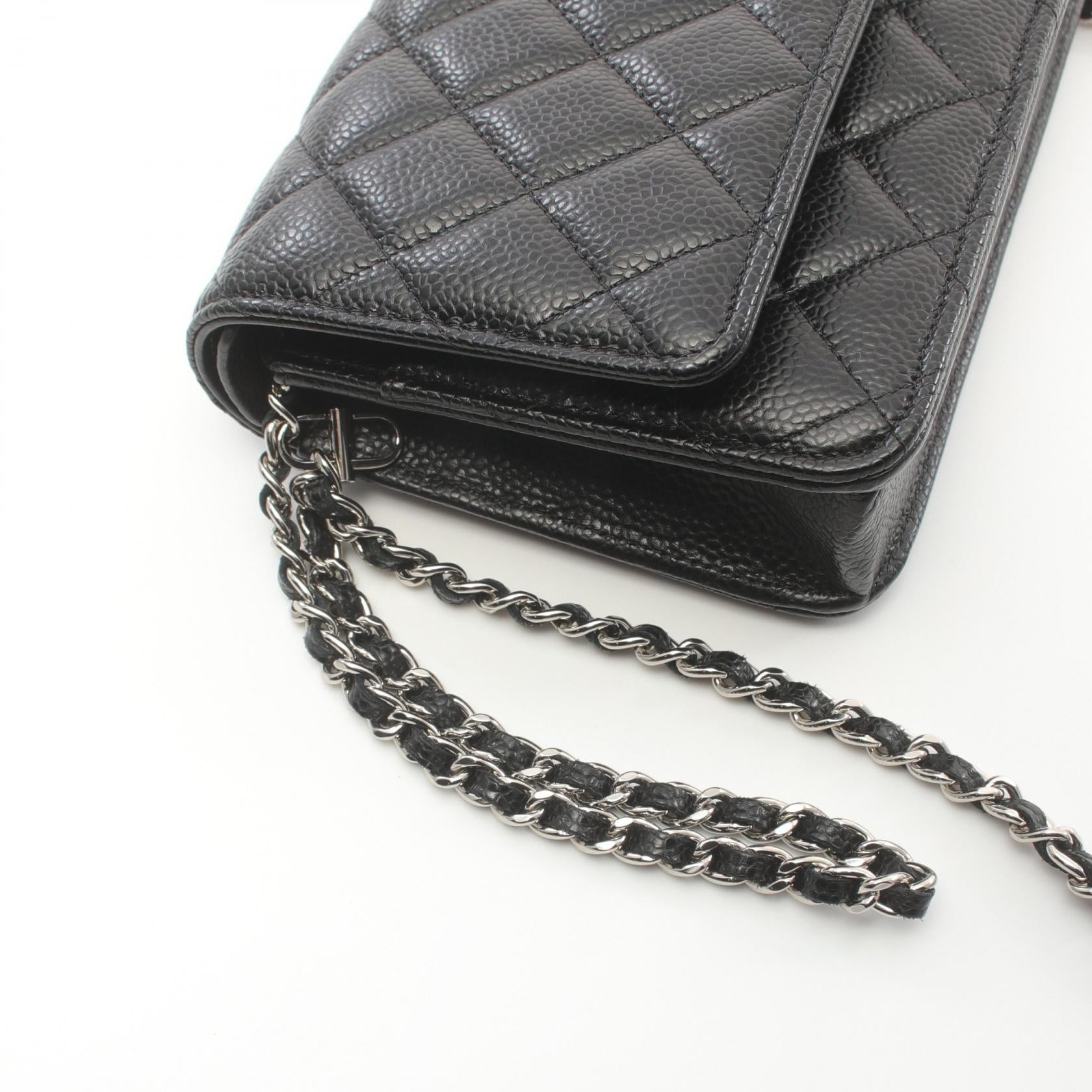 Chanel Matelasse Leather Shoulder Bag