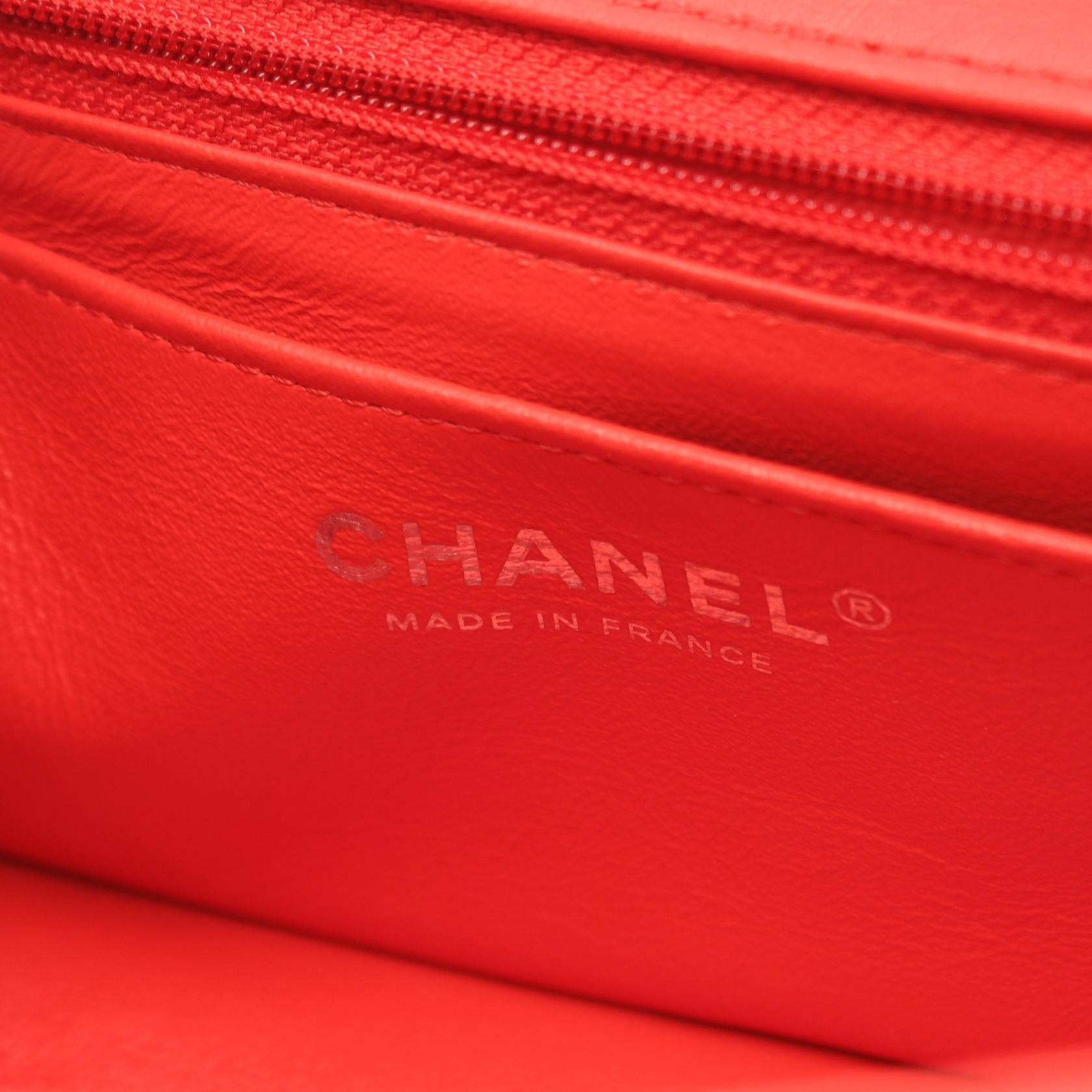 Chanel Mini Matelasse 20 Shoulder Bag Red Lambskin