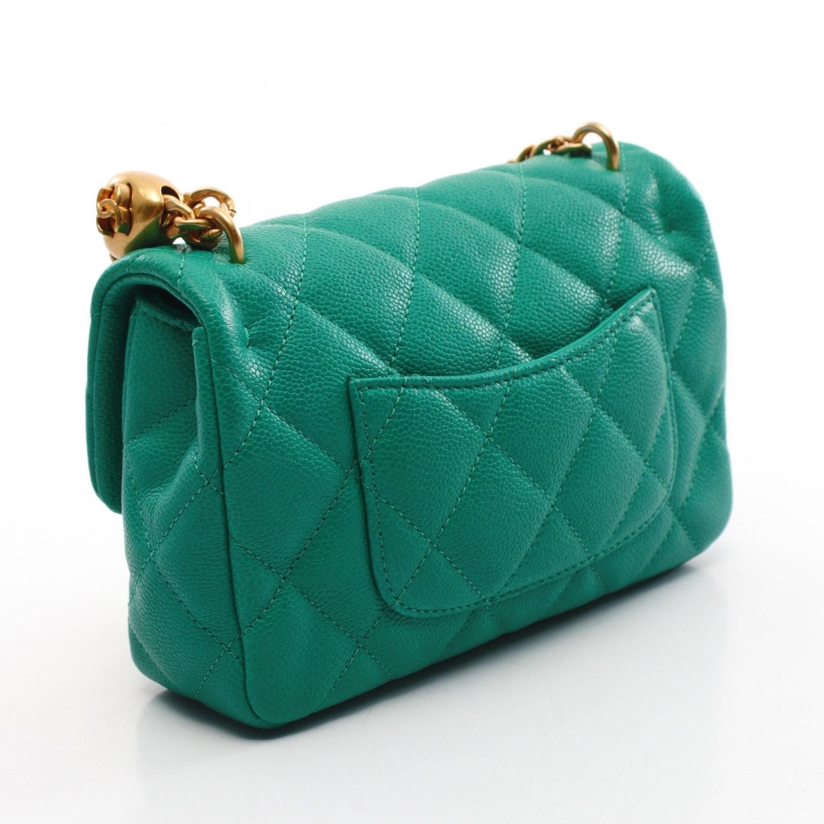 Chanel Matelasse Leather Shoulder Bag Green