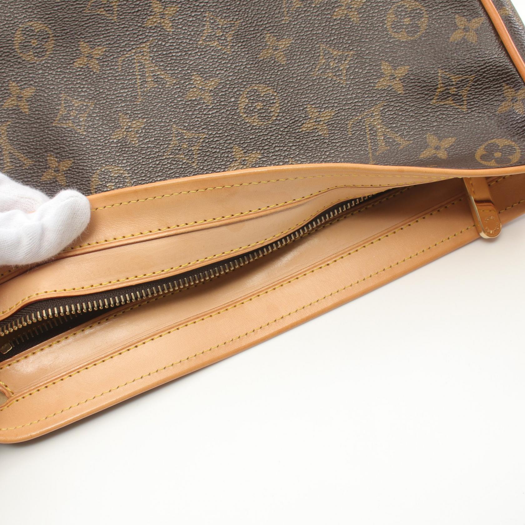 Louis Vuitton Hudson GM Monogram Shoulder Bag