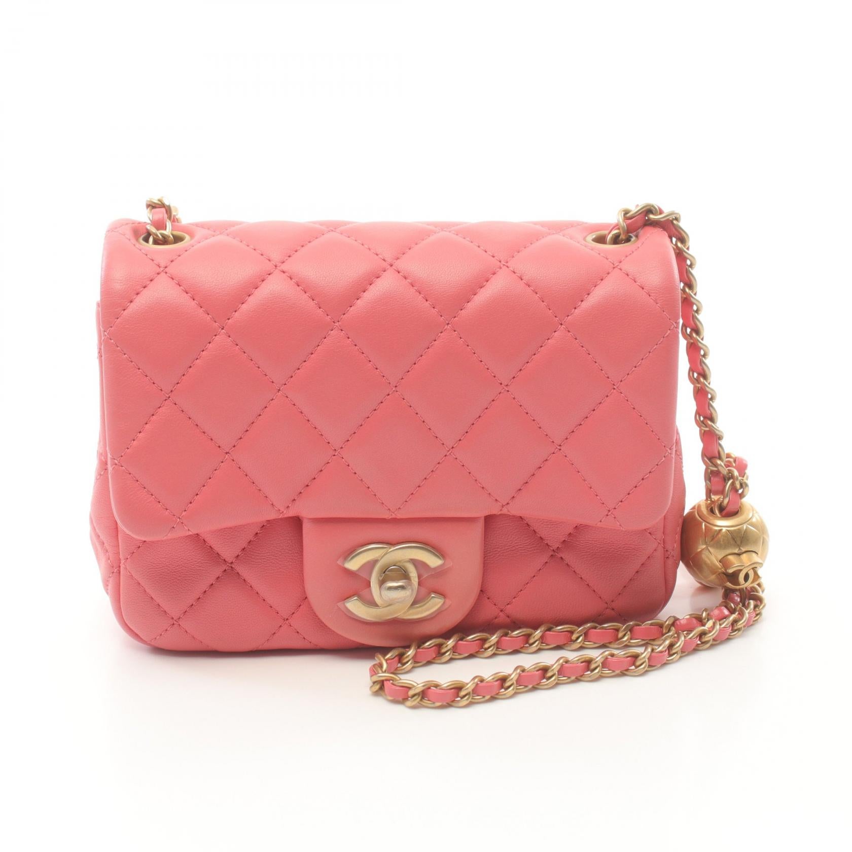 Chanel Lambskin Matelasse Shoulder Bag Pink