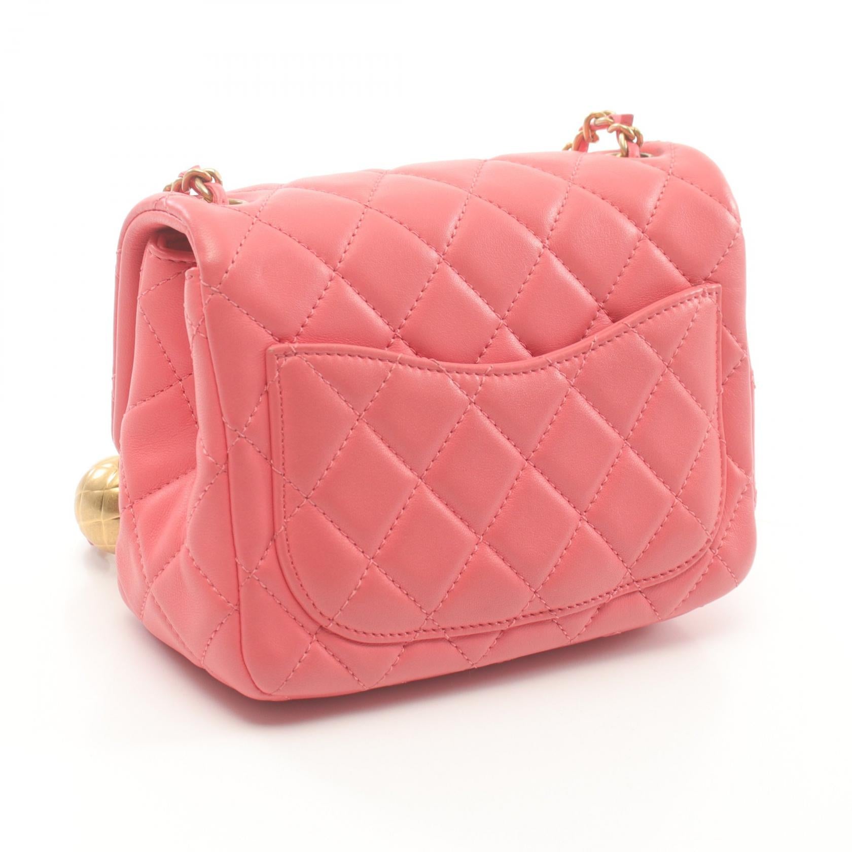 Chanel Lambskin Matelasse Shoulder Bag Pink