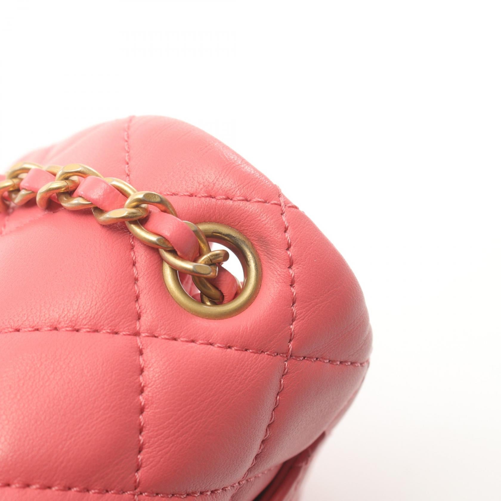 Chanel Lambskin Matelasse Shoulder Bag Pink