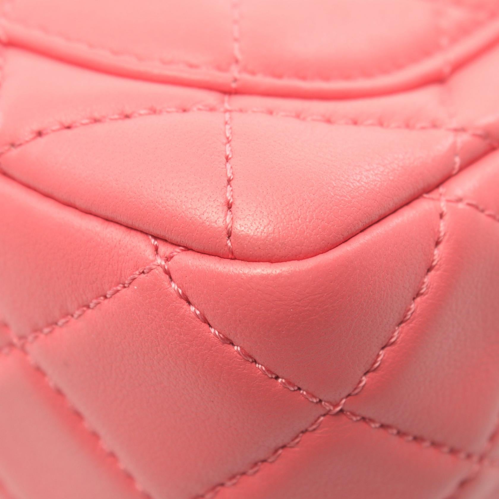 Chanel Lambskin Matelasse Shoulder Bag Pink