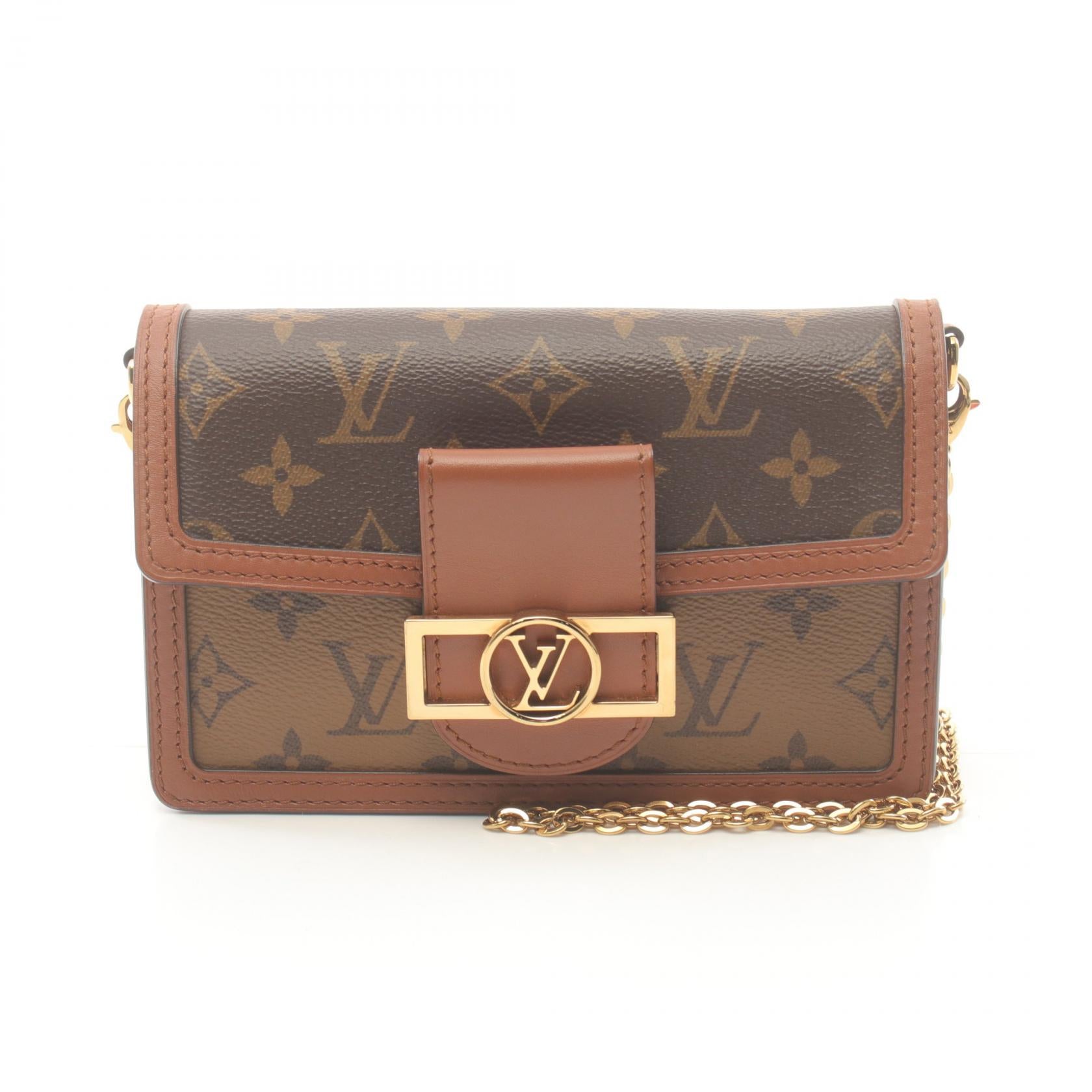 Louis Vuitton Dauphine Monogram Shoulder Bag M68746