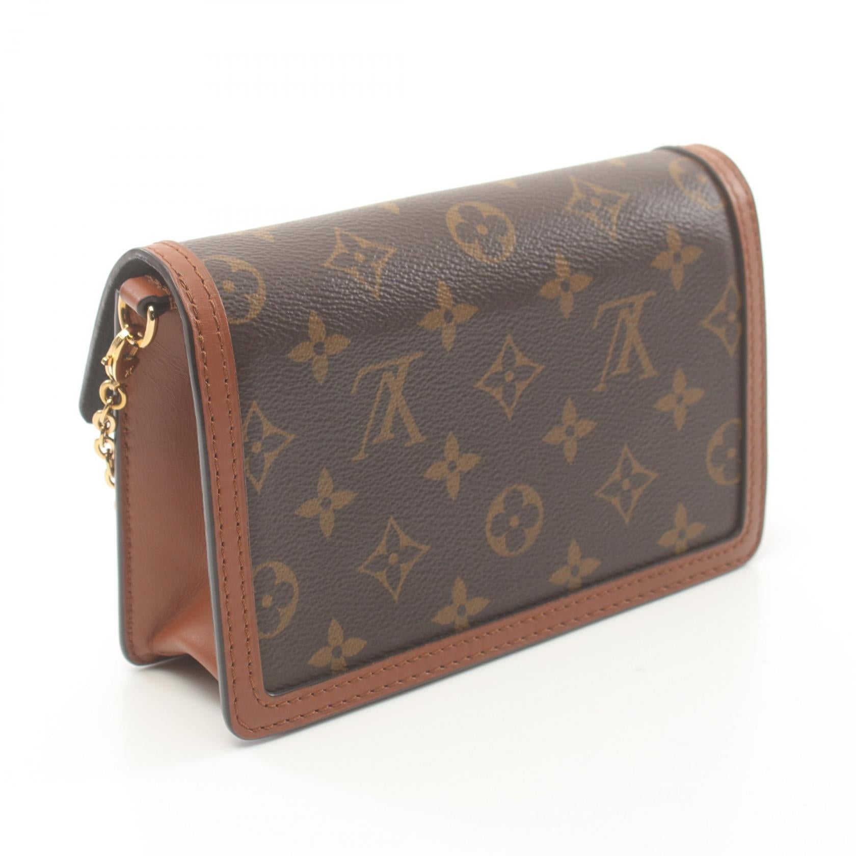 Louis Vuitton Dauphine Monogram Shoulder Bag M68746