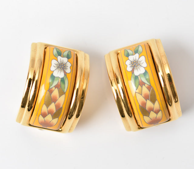 Hermes Enamel Flower Motif Earrings Yellow/Gold