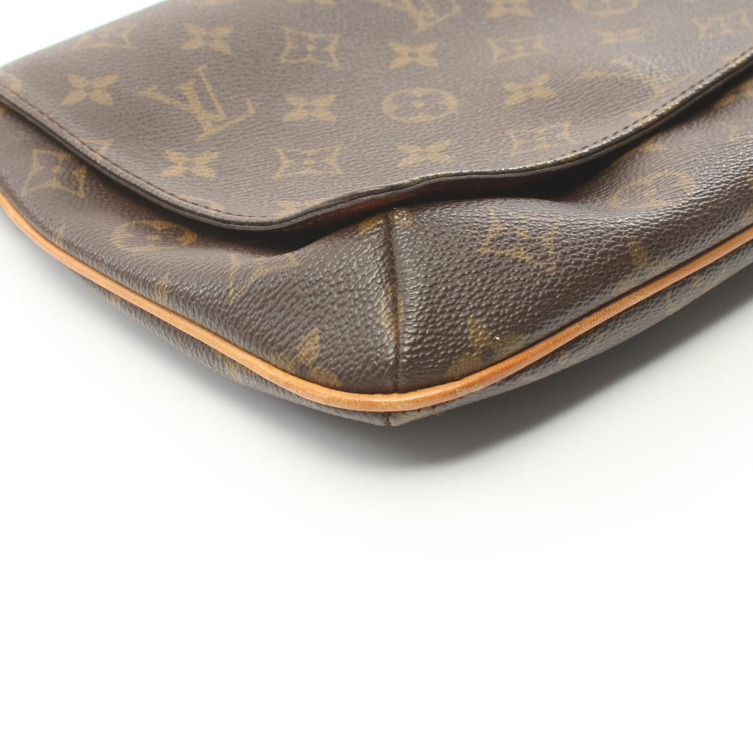 Louis Vuitton Musette Tango Short Strap Shoulder Bag