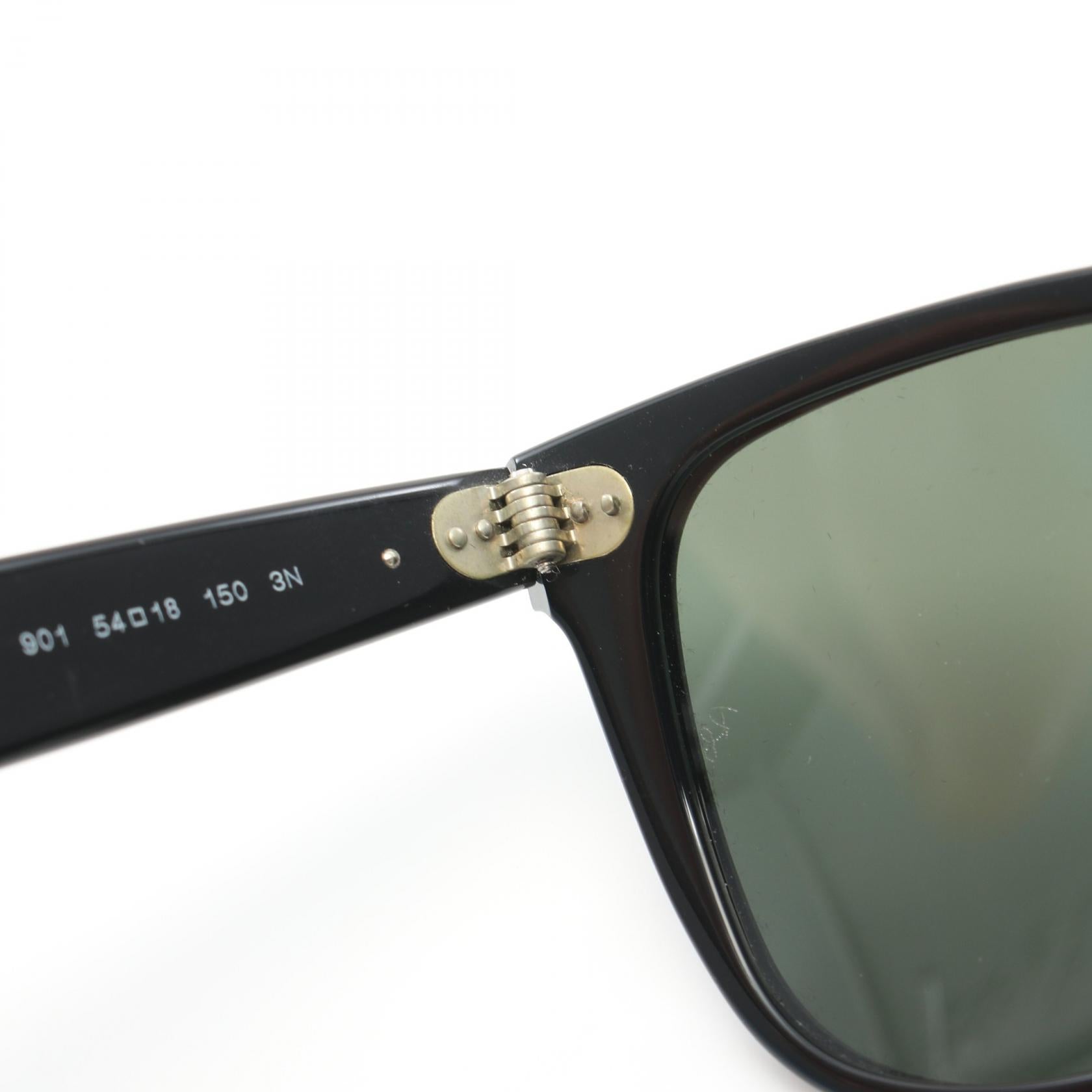 Ray-Ban Wayfarer Sunglasses RB2140-F