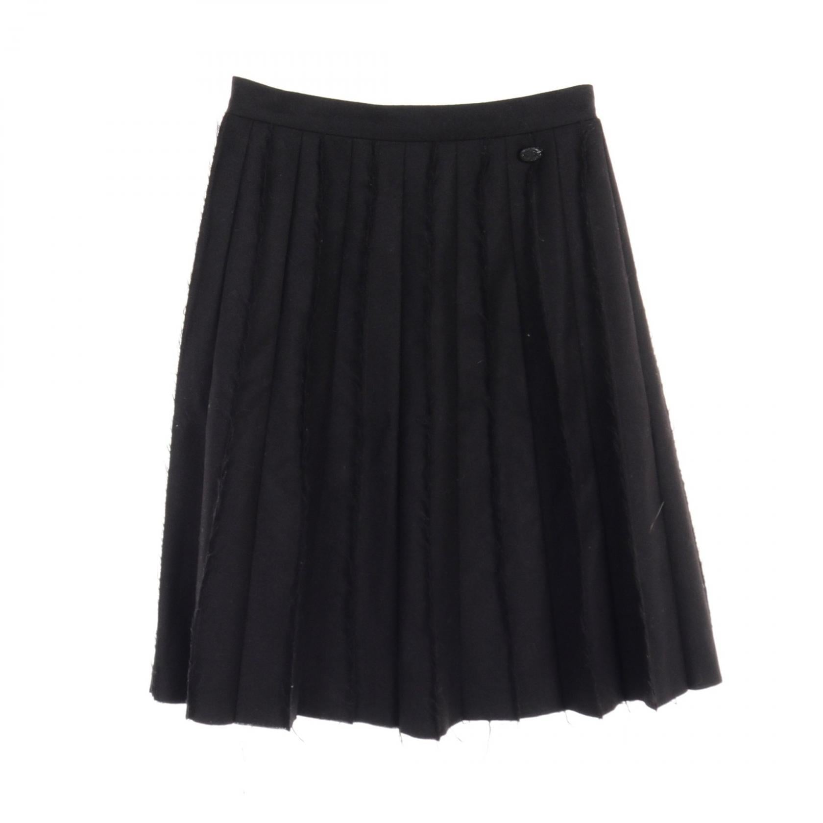 Chanel Wool Cashmere Skirt Black P39002