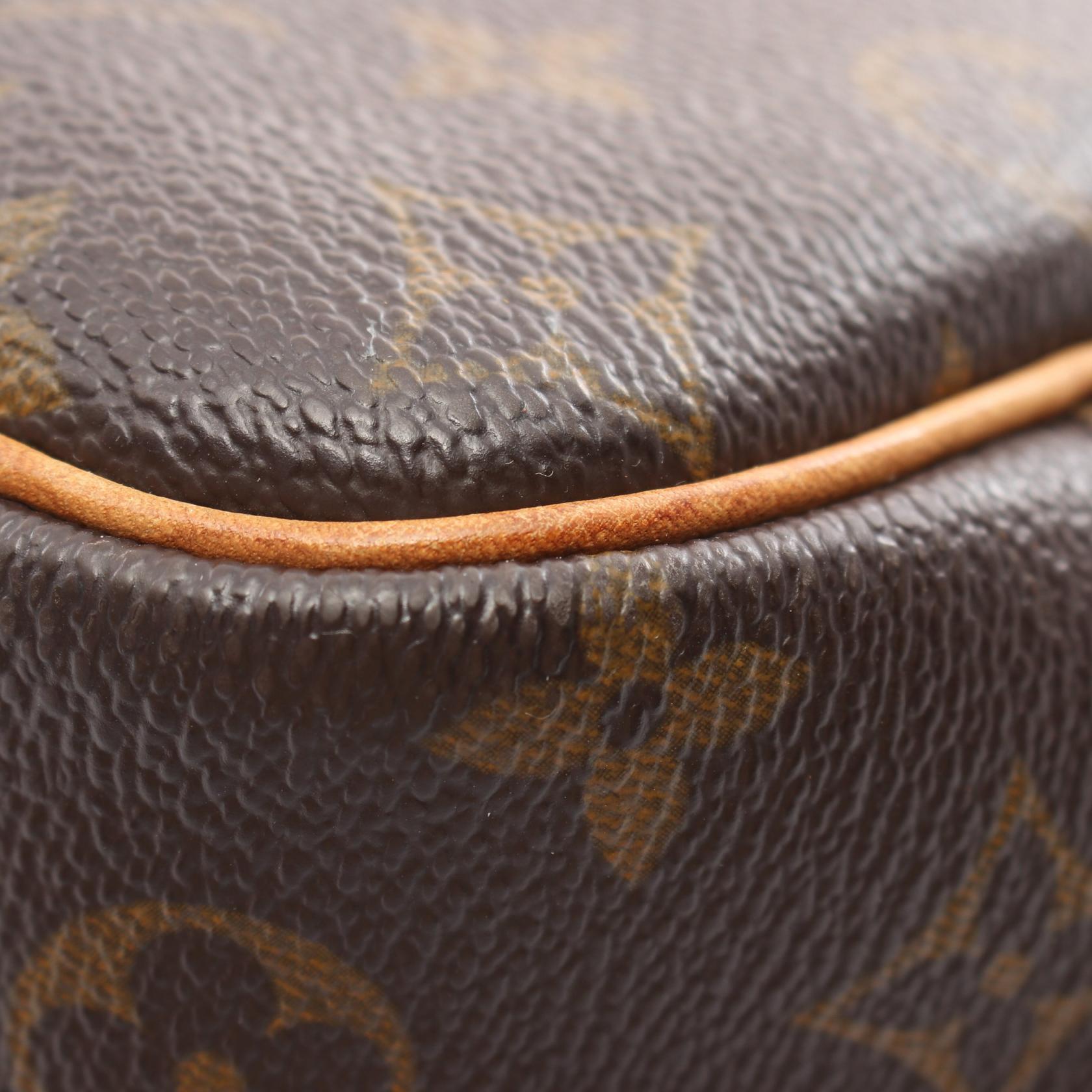 Louis Vuitton Monogram Handbag M47270