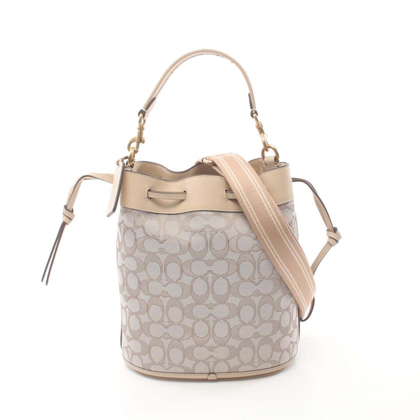 Coach Signature Field Bucket Handbag C3853