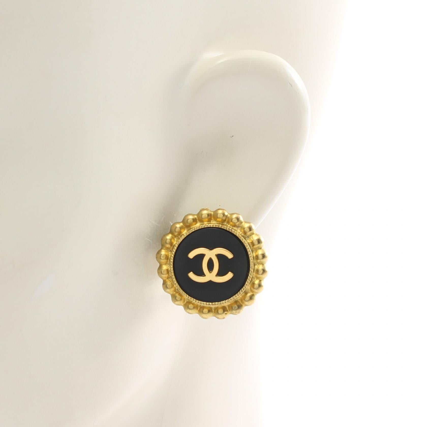 Chanel Coco Mark Earrings Gold/Black