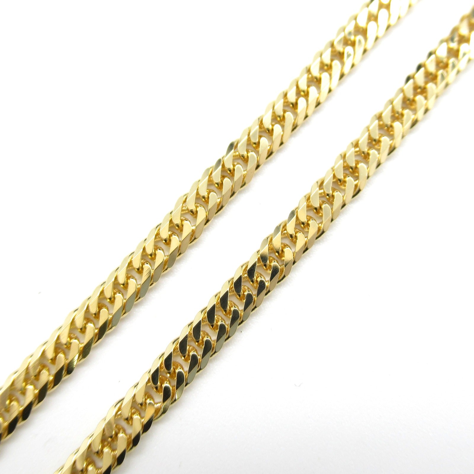 LuxUness 18K Flat Link Chain Necklace  Metal Necklace in Great Condition