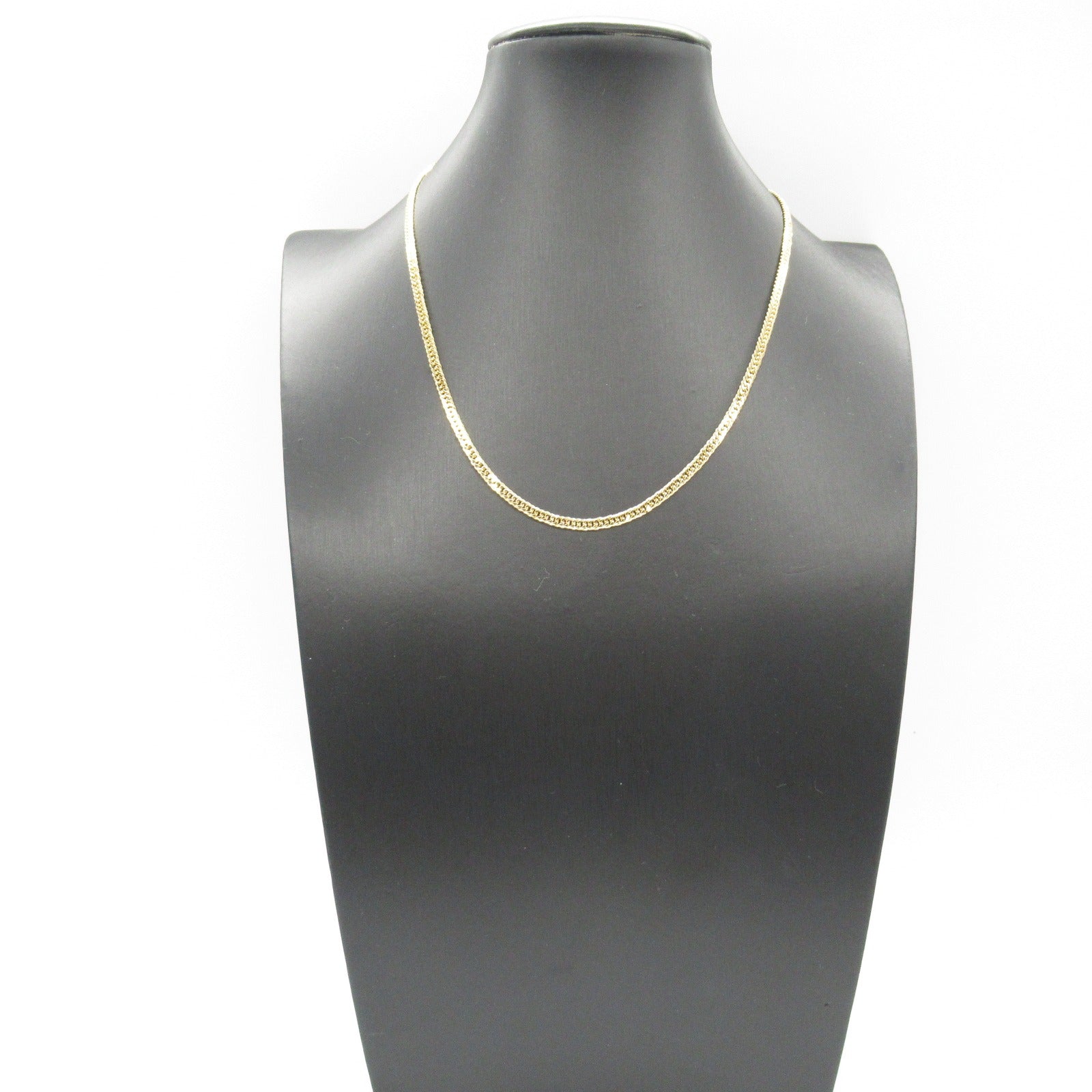 LuxUness 18K Flat Link Chain Necklace  Metal Necklace in Great Condition