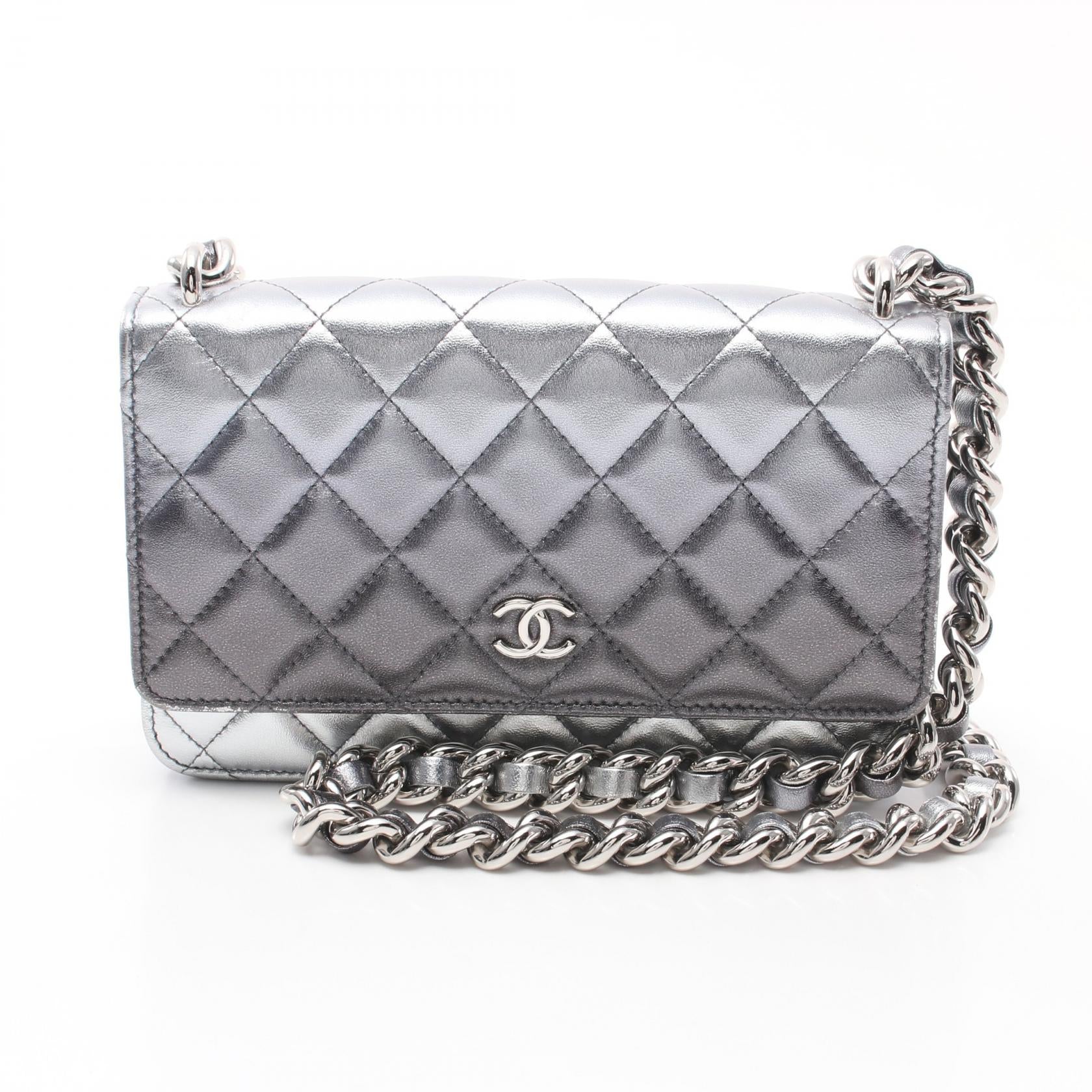 Chanel Quilted Leather Wallet on Chain Leather Crossbody Bag in Very Good Condition