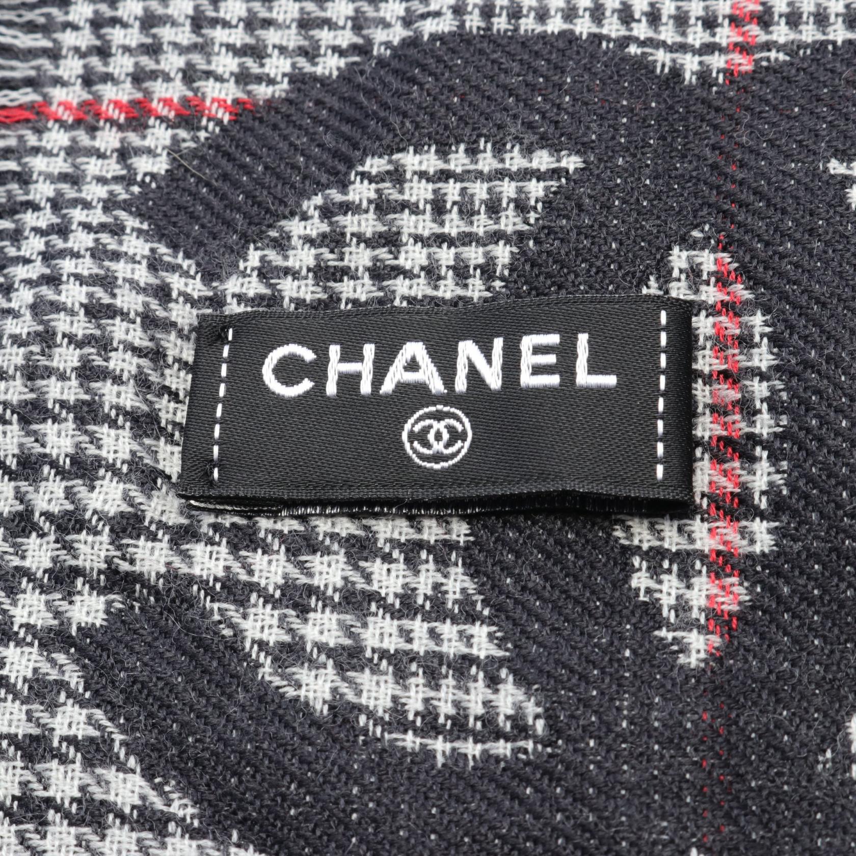 Chanel CC Logo Scarf  Canvas Shawl in Great Condition