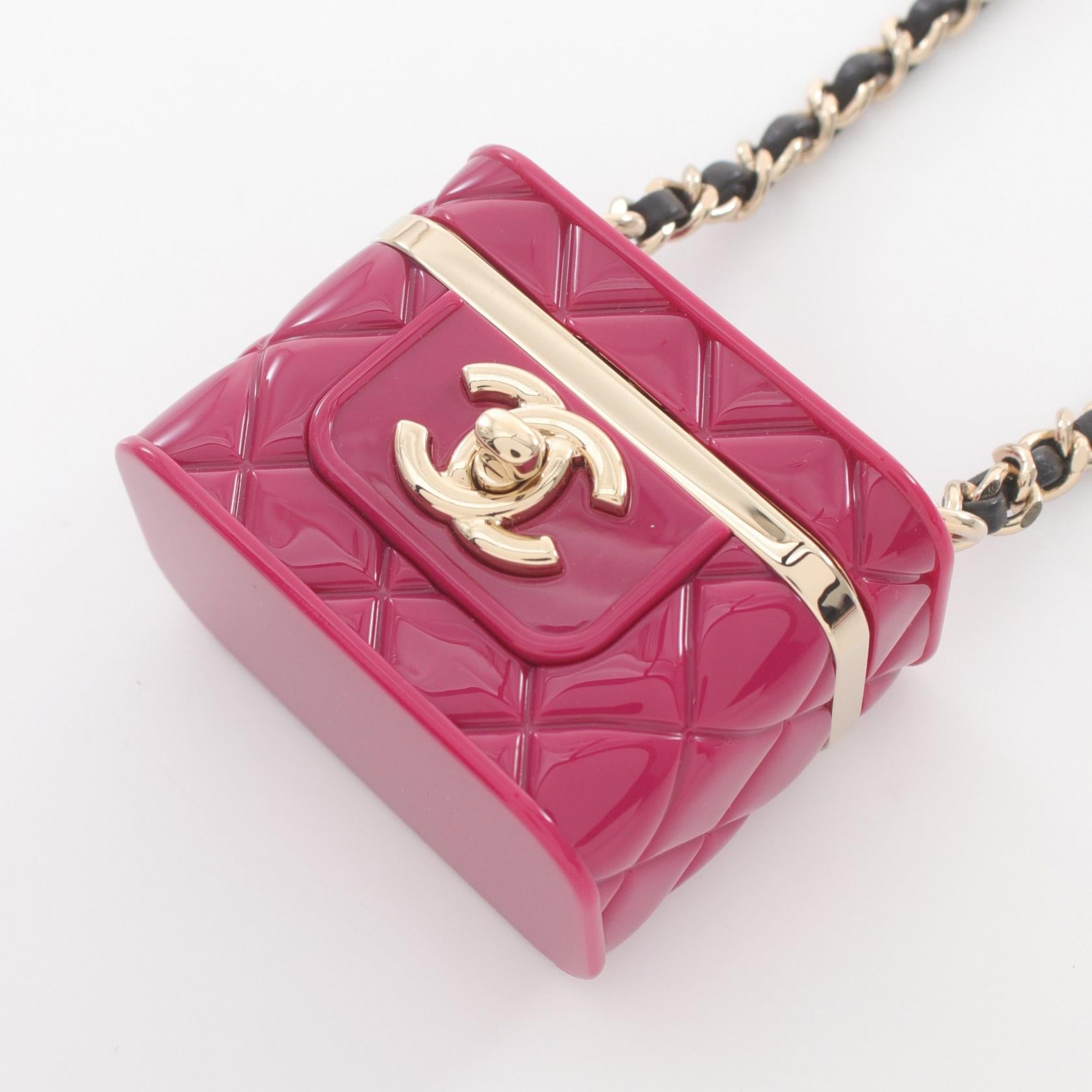 Chanel Matelasse Necklace Gold Plated Leather