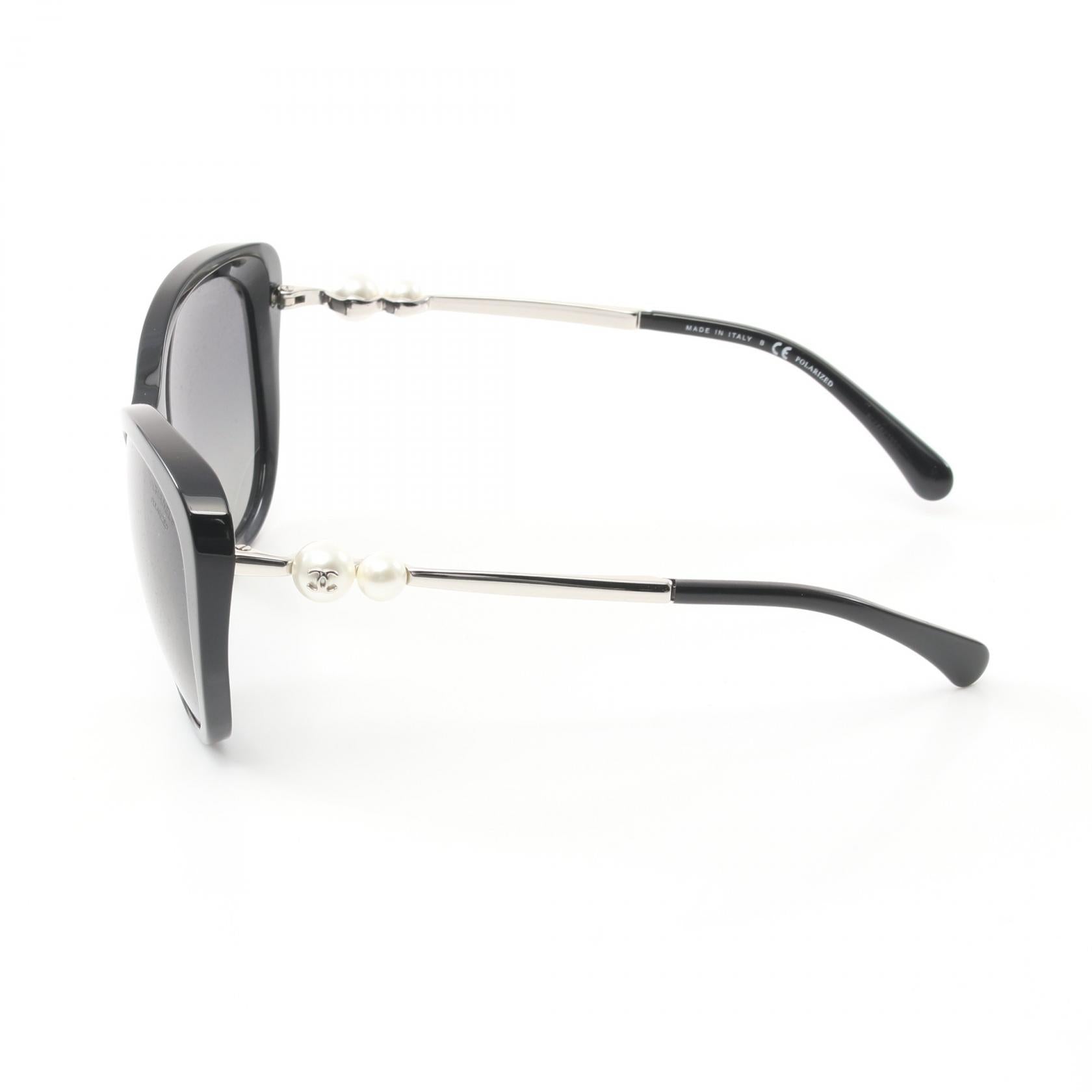 Chanel Coco Mark Sunglasses Black/Silver