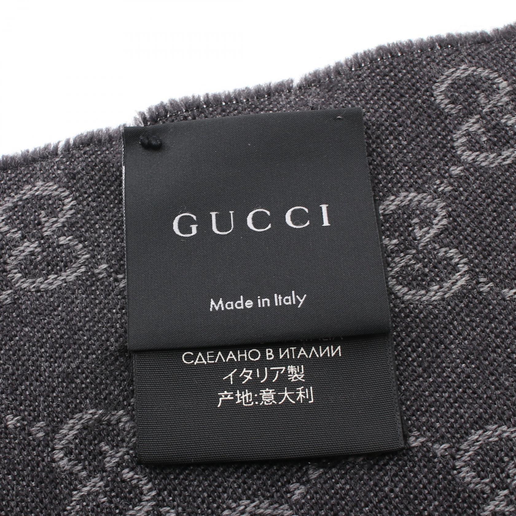 Gucci GG Wool Scarf  Canvas Scarf in Very Good Condition