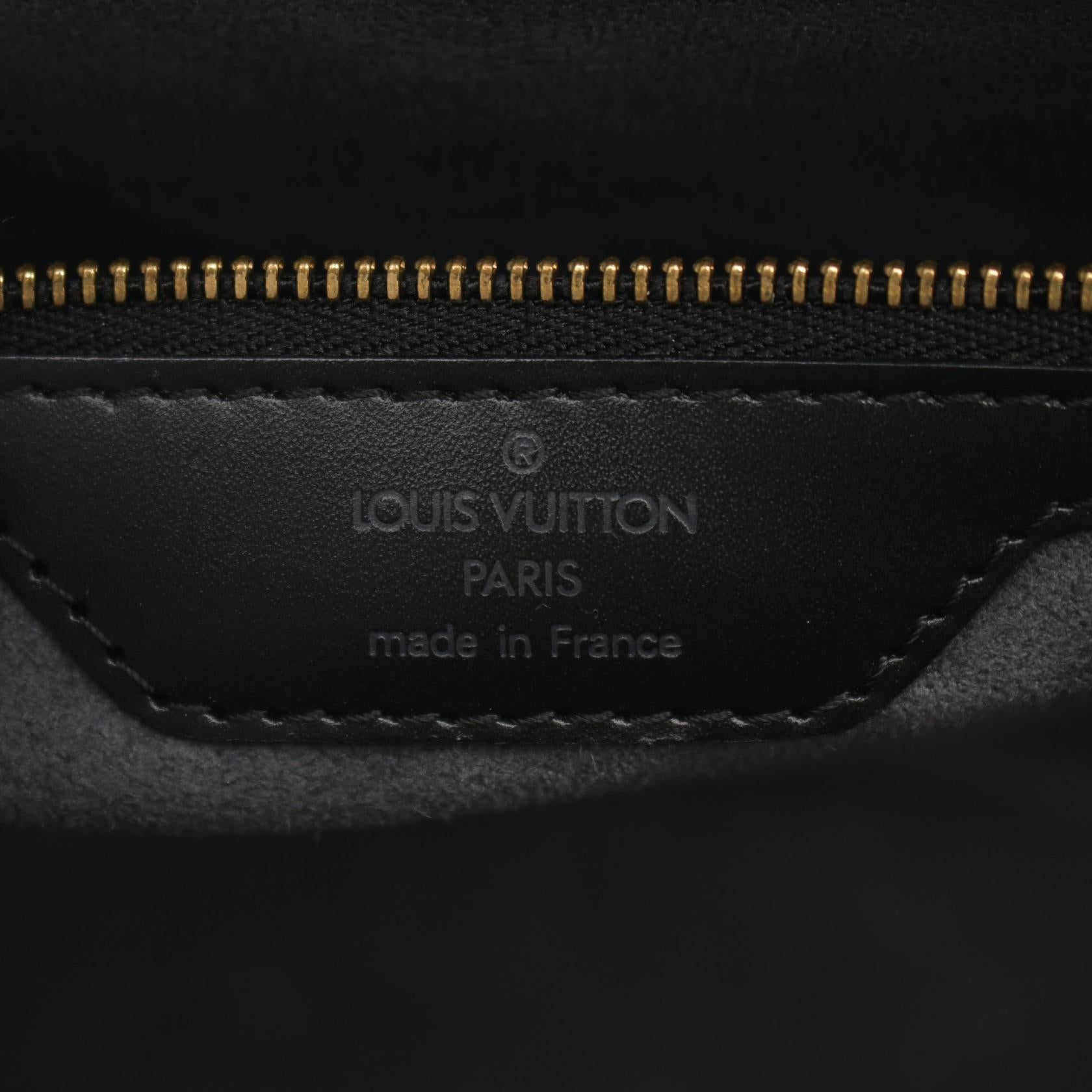 Louis Vuitton Epi Noir Shoulder Bag M52262