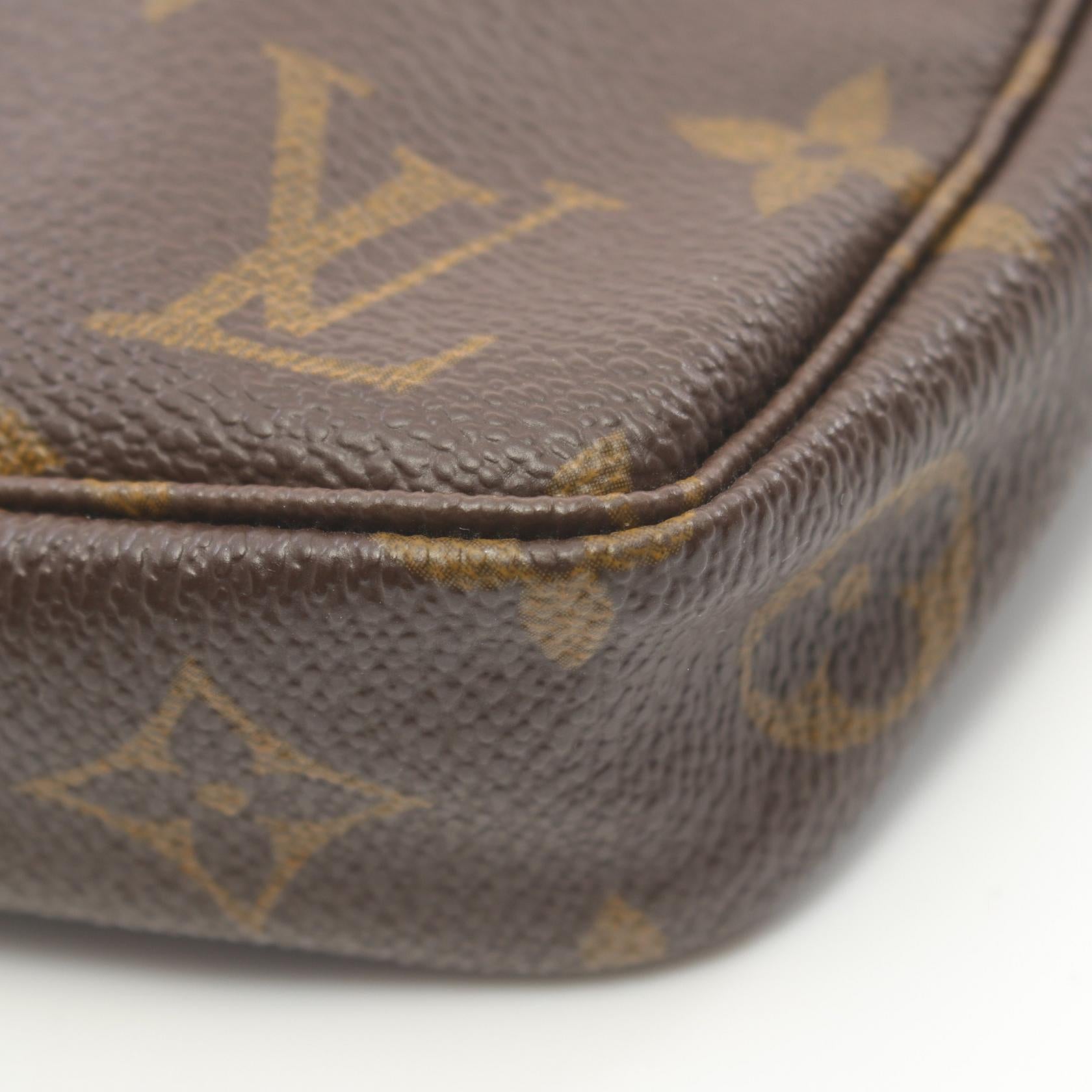 Louis Vuitton Monogram Pochette Accessoires Handbag M51980