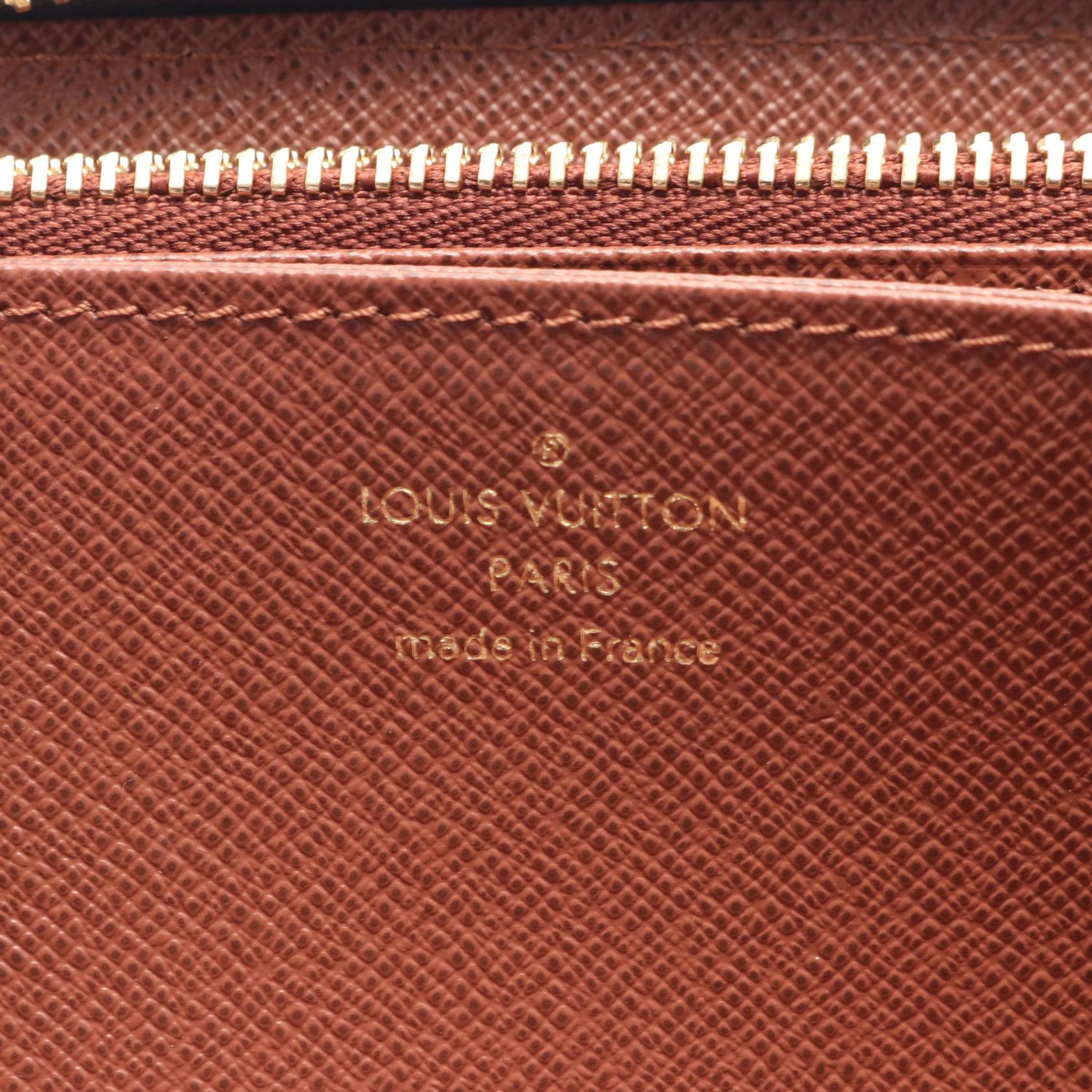 Louis Vuitton Monogram Zippy Wallet M42616