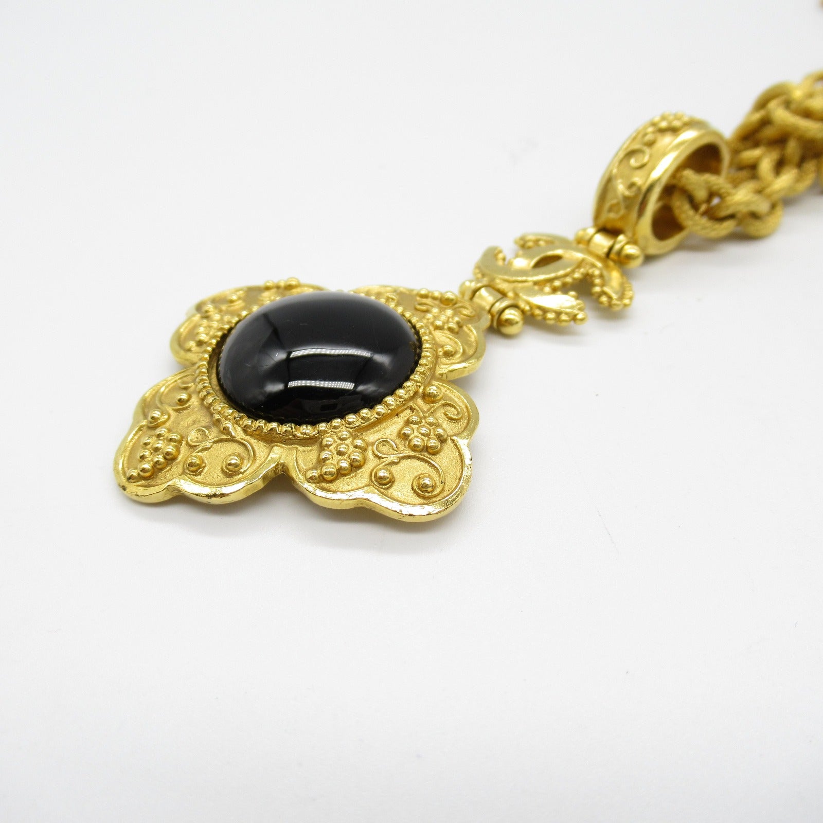 Chanel Gold Plated Necklace Jewelry