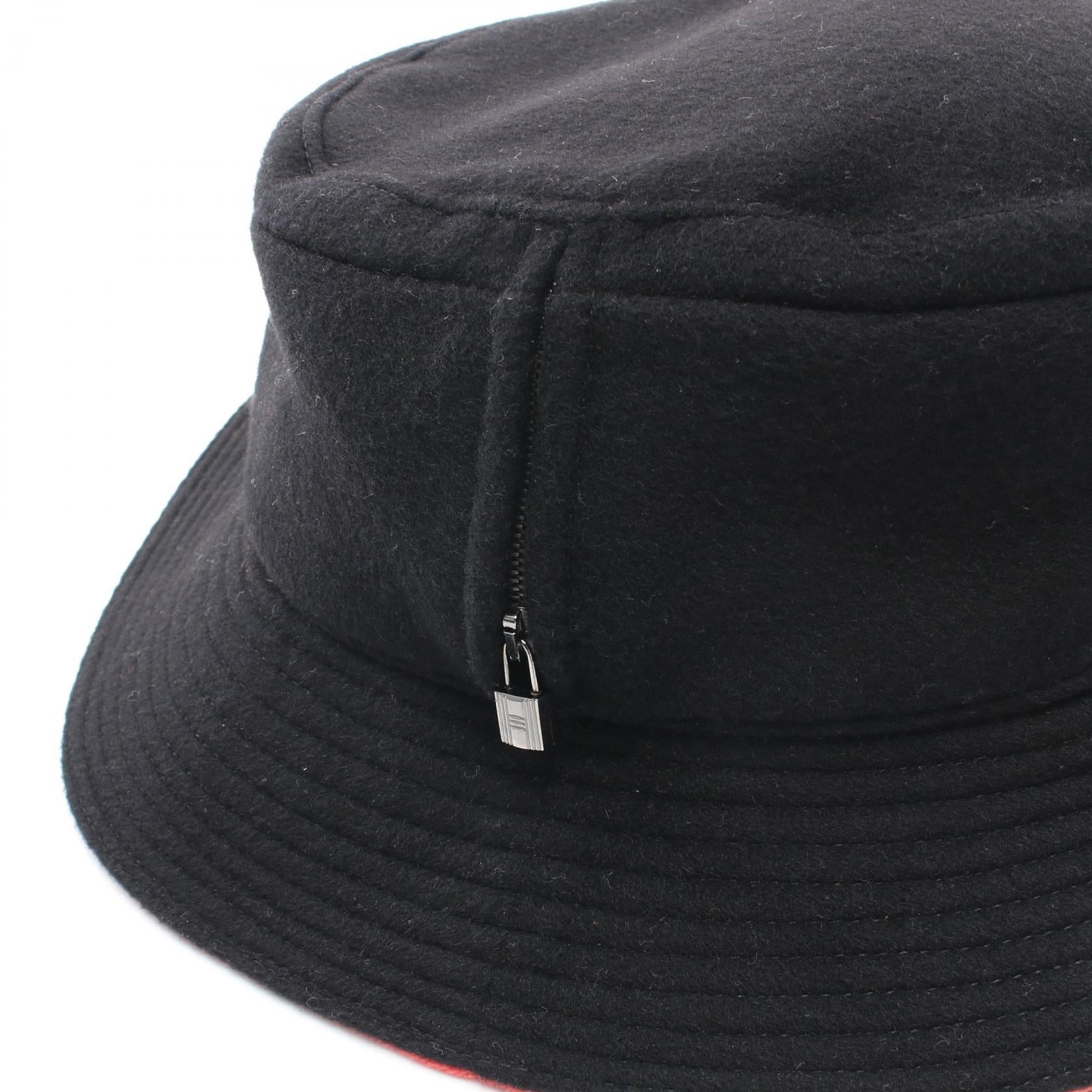 Hermes Cashmere Padlock Charm Zip Hat Black