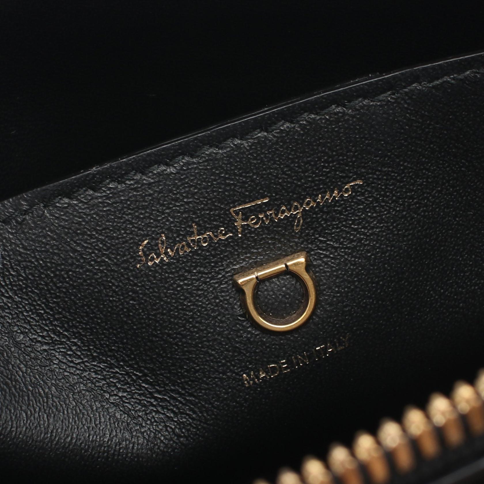 Salvatore Ferragamo Leather Gancini Shoulder Bag