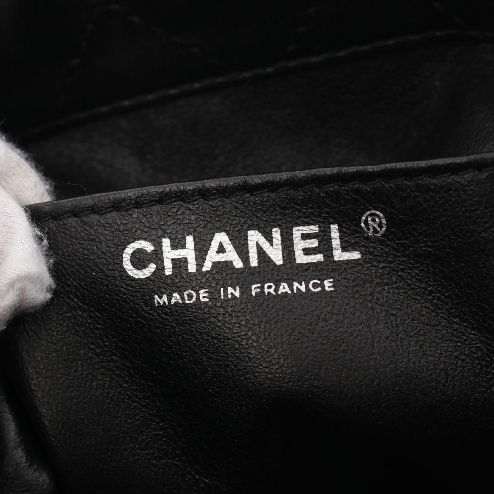 Chanel Leather Matelasse Shoulder Bag Black/White