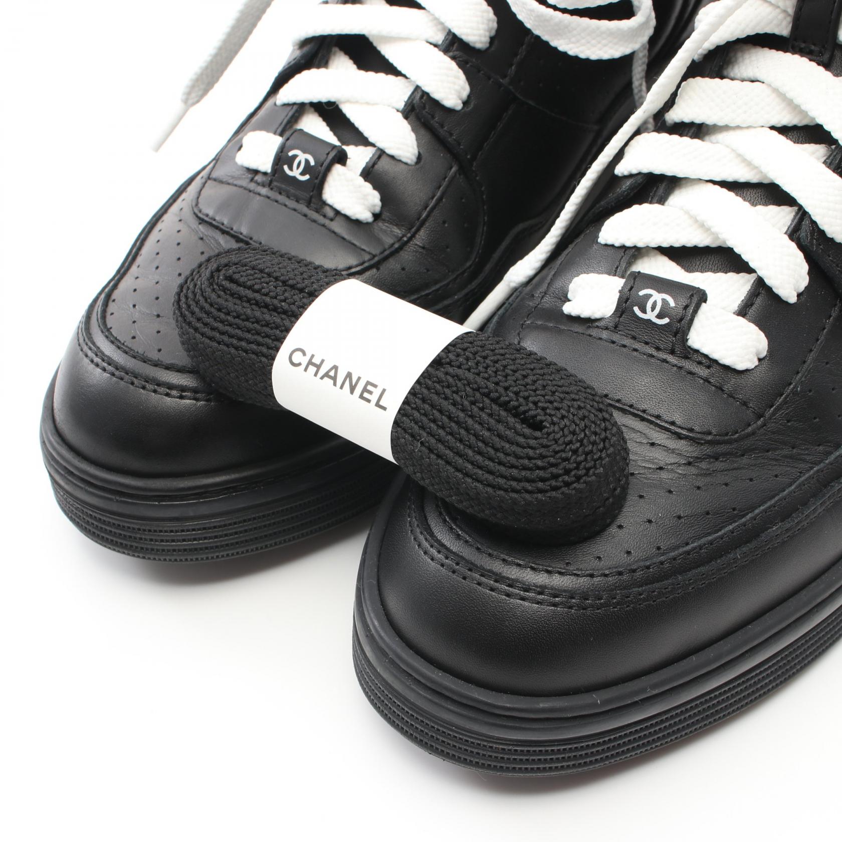 Chanel Coco Mark Leather Sneakers G45082