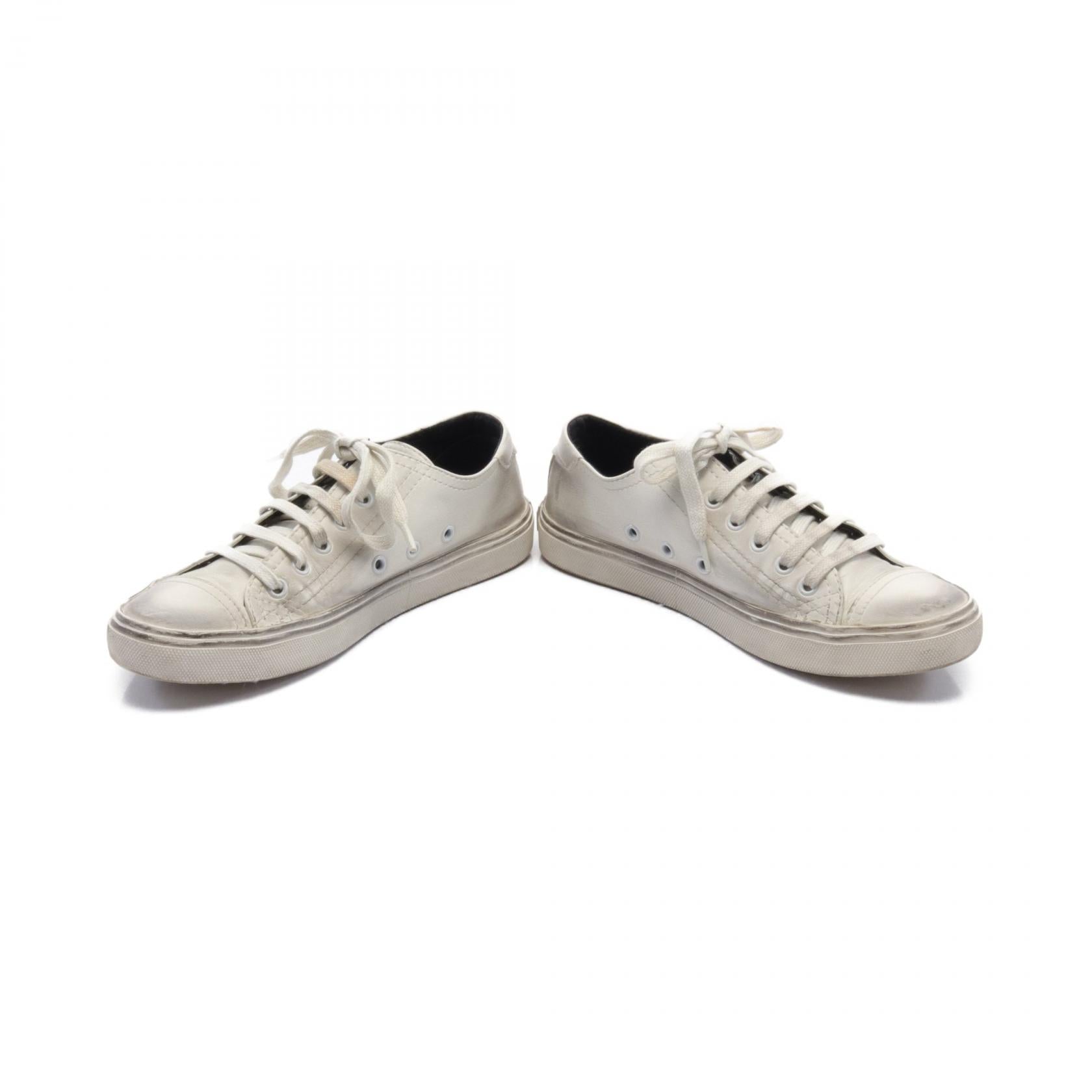 Yves Saint Laurent Malibu Leather Sneakers