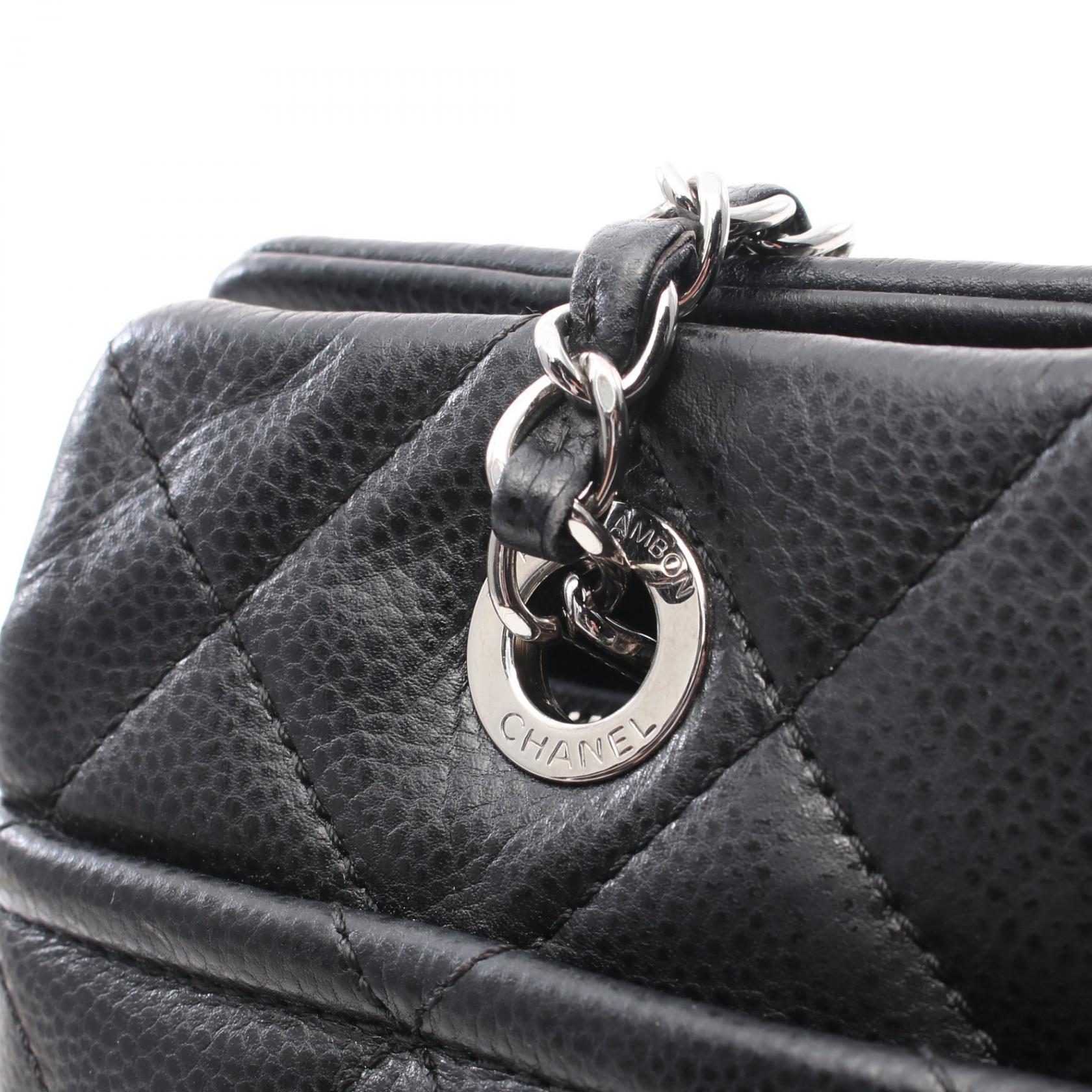 Chanel CC Caviar Matelasse Chain Tote  Leather Tote Bag in Great Condition