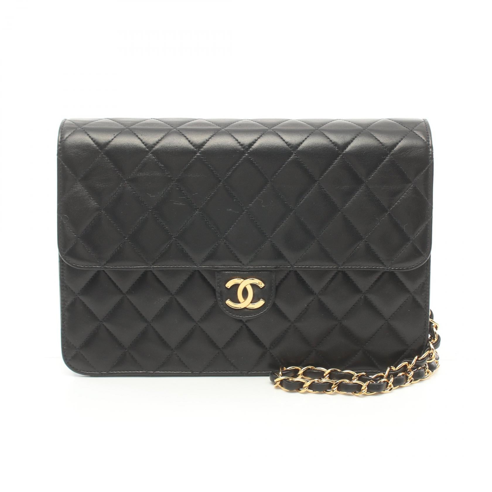 Chanel CC Quilted Leather Chain Flap Bag Leather Shoulder Bag in Very Good Condition