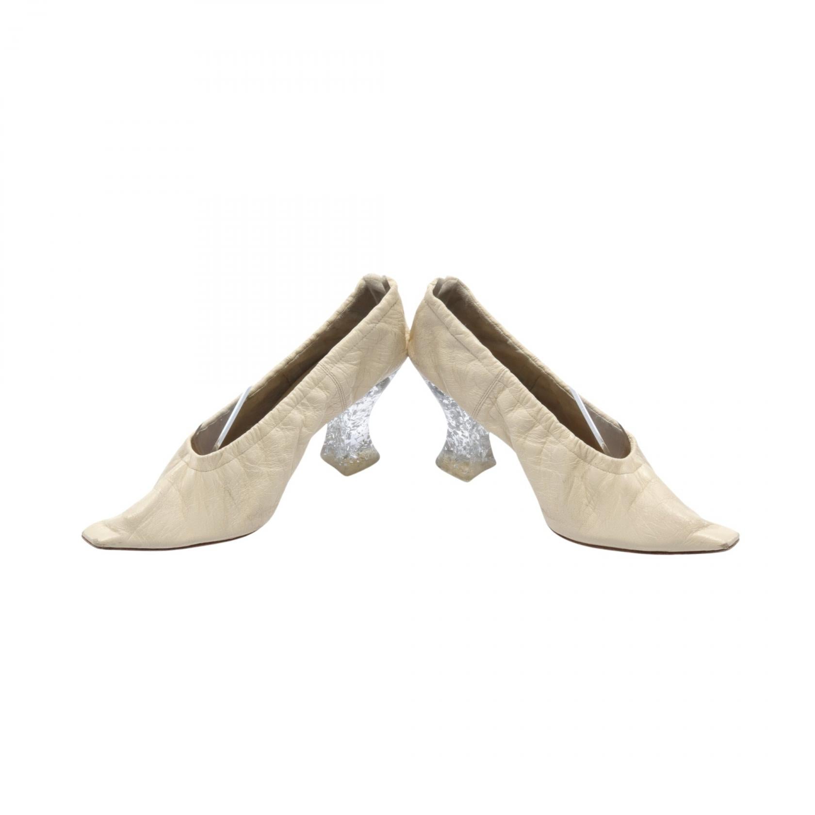 Bottega Veneta Almond Leather Pumps