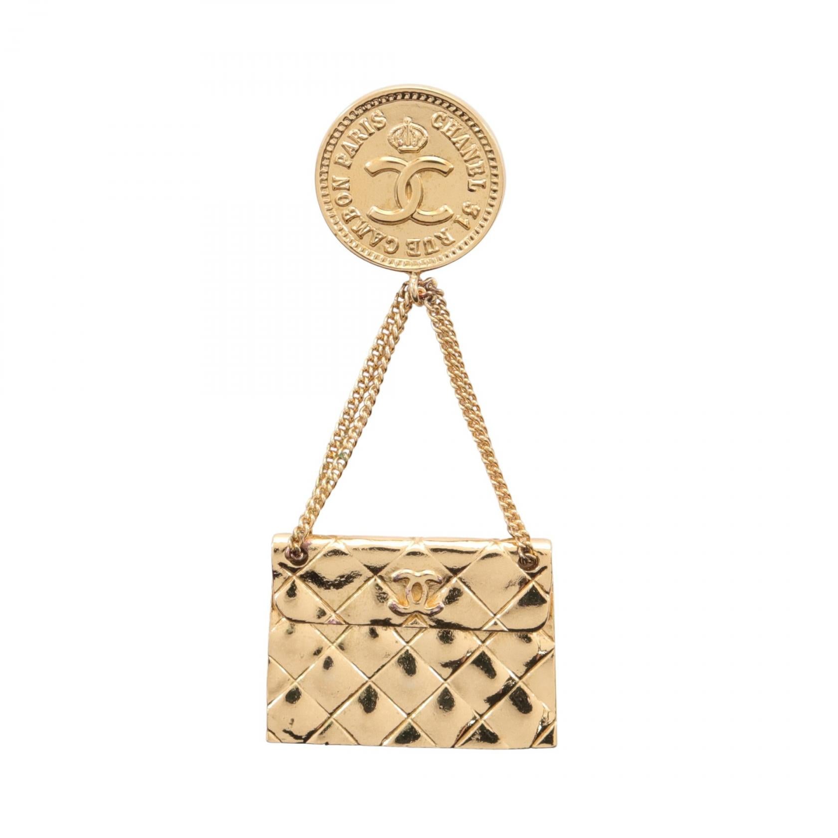 Chanel Matelasse Chain Bag Brooch Gold