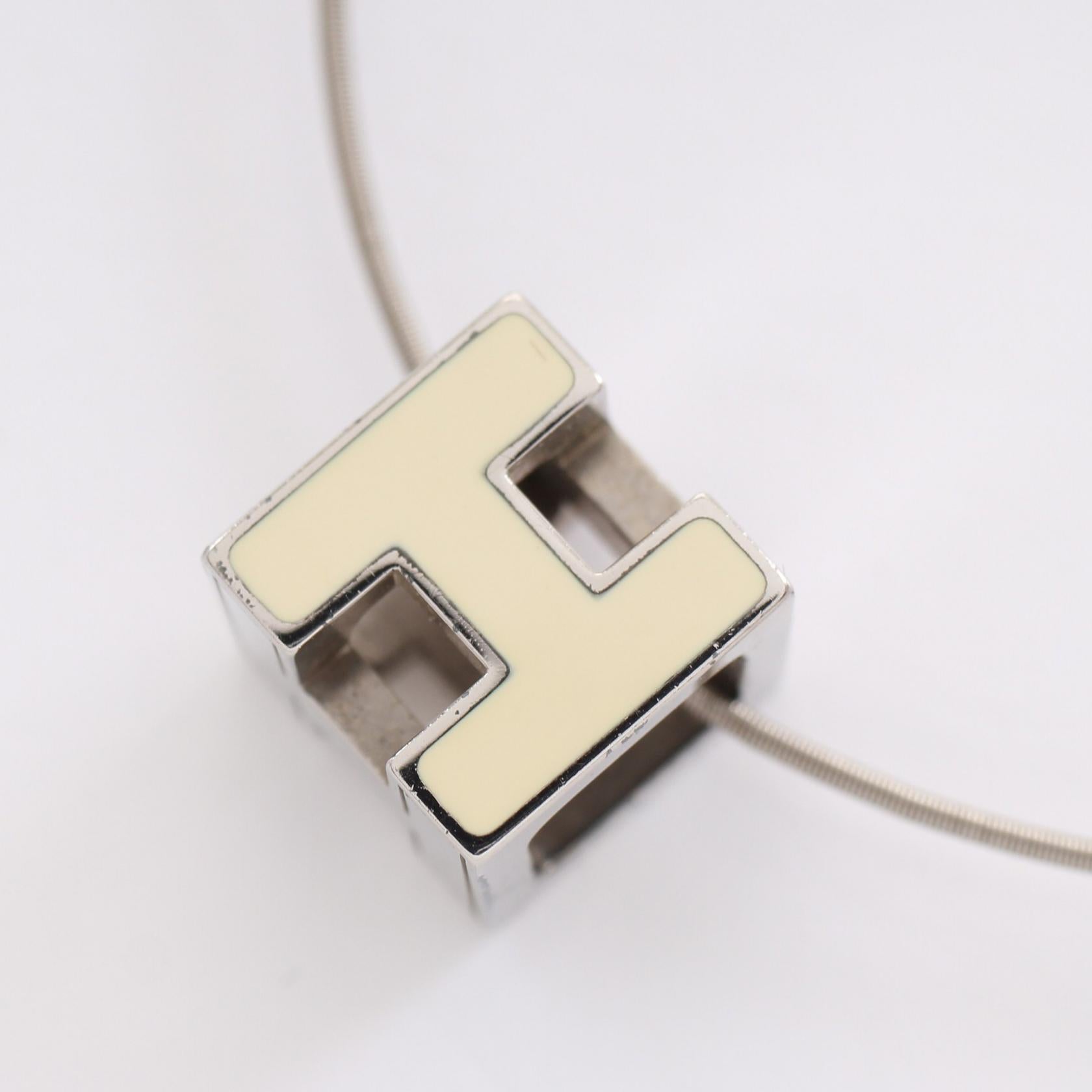 Hermes Cage De Ash H Cube Necklace Metal Necklace in Very Good Condition