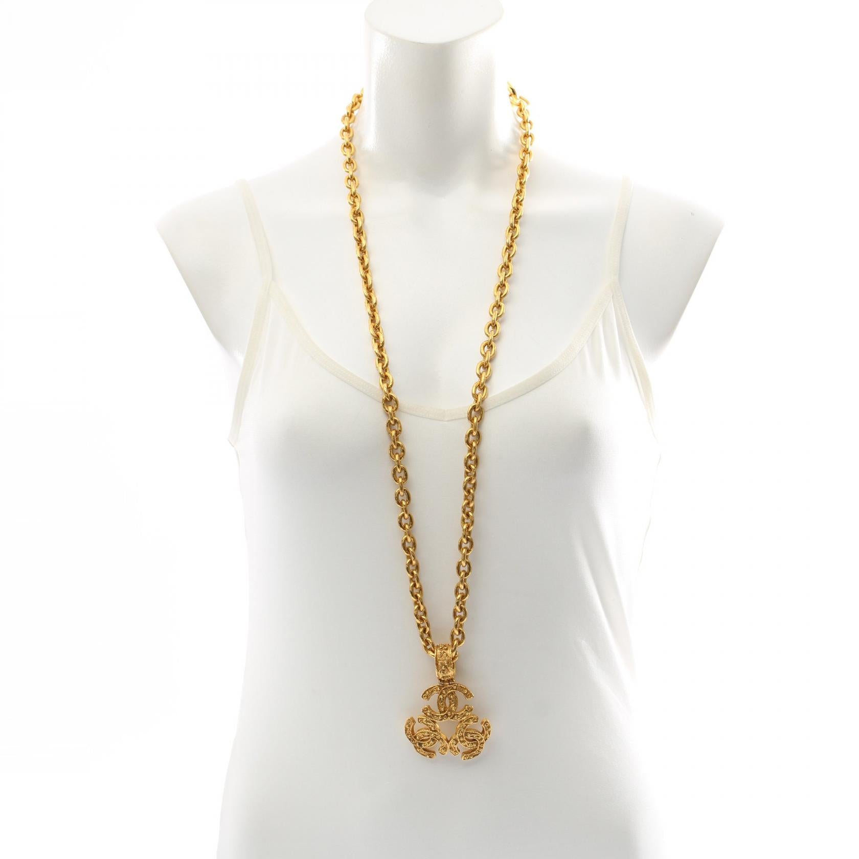 Chanel Coco Mark Necklace Gold Jewelry