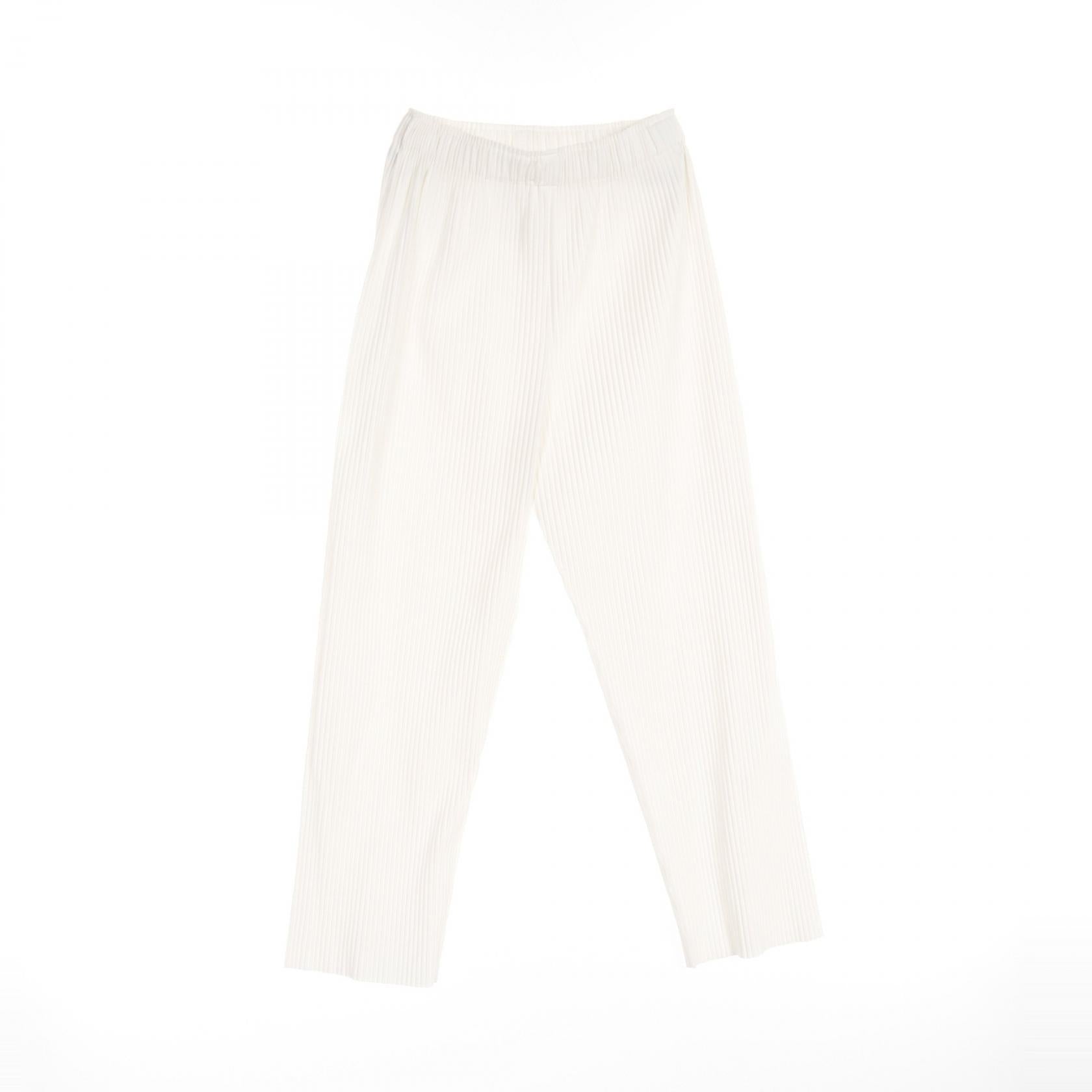 me ISSEY MIYAKE Women's Polyester Pants