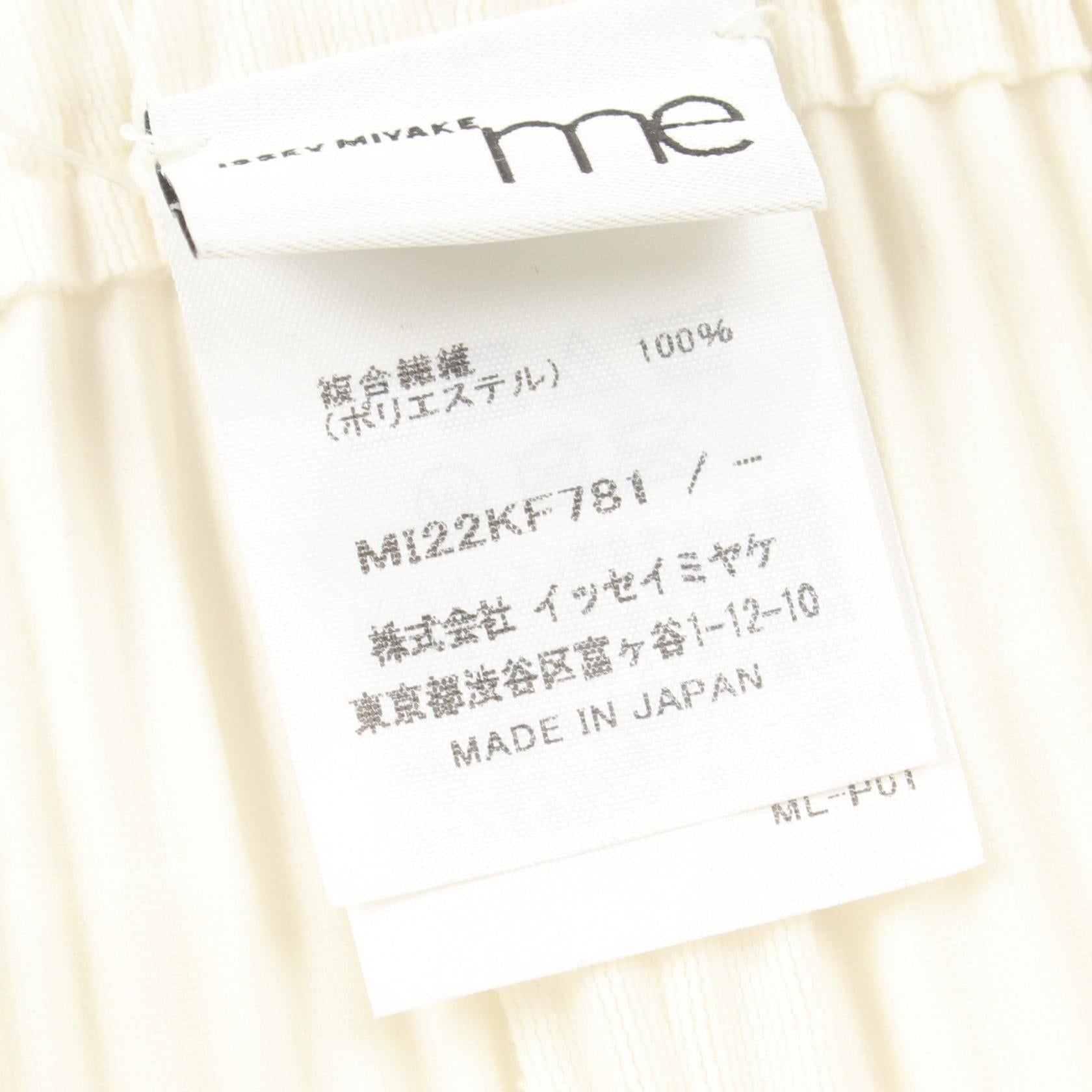 me ISSEY MIYAKE Women's Polyester Pants