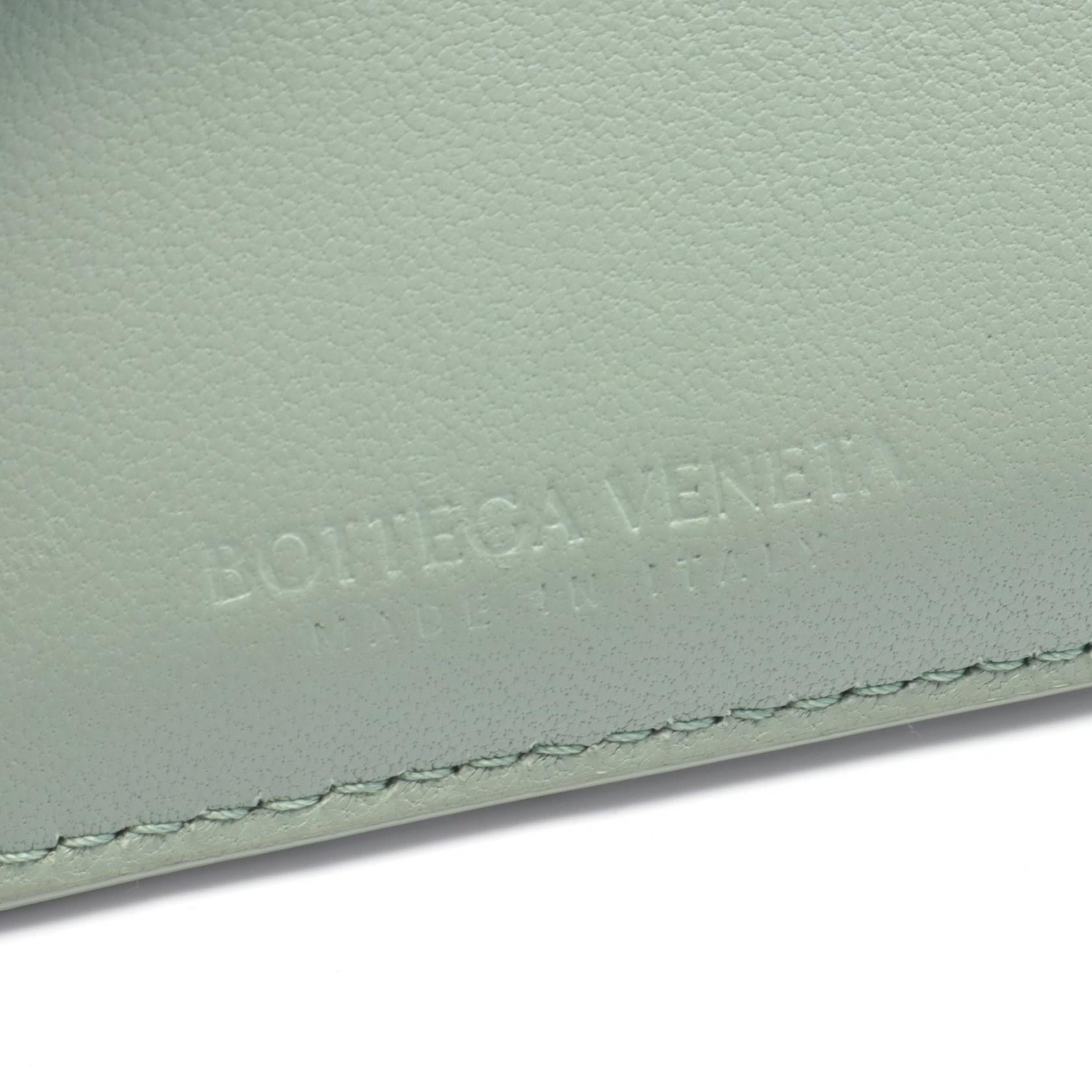 Bottega Veneta Maxi Intrecciato Cassette Coin Purse Leather Coin Case 681010 in Very Good Condition