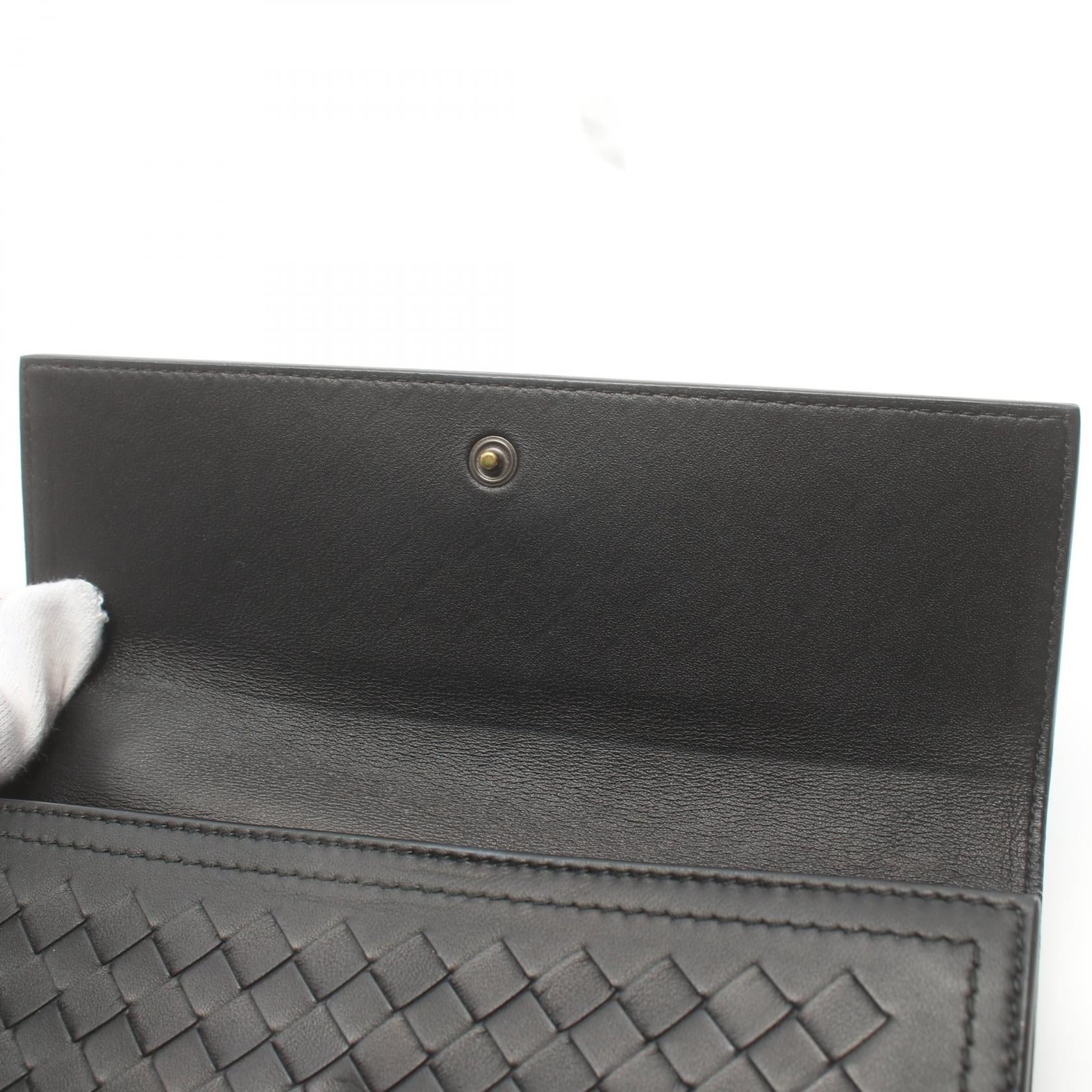 Bottega Veneta Intrecciato Leather Flap Wallet Leather Long Wallet in Very Good Condition