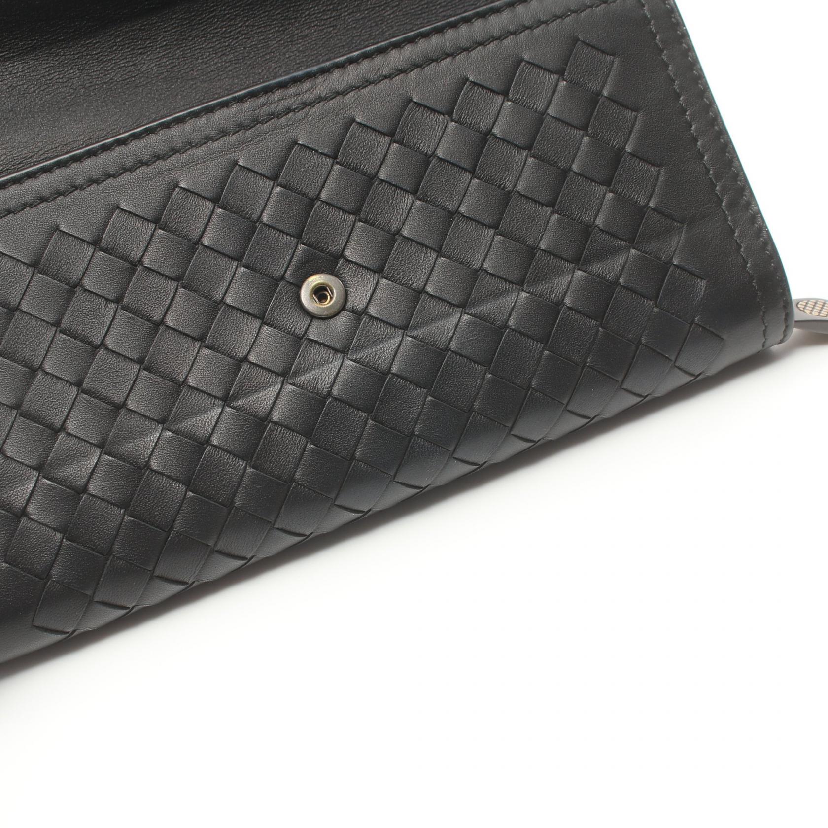 Bottega Veneta Intrecciato Leather Flap Wallet Leather Long Wallet in Very Good Condition